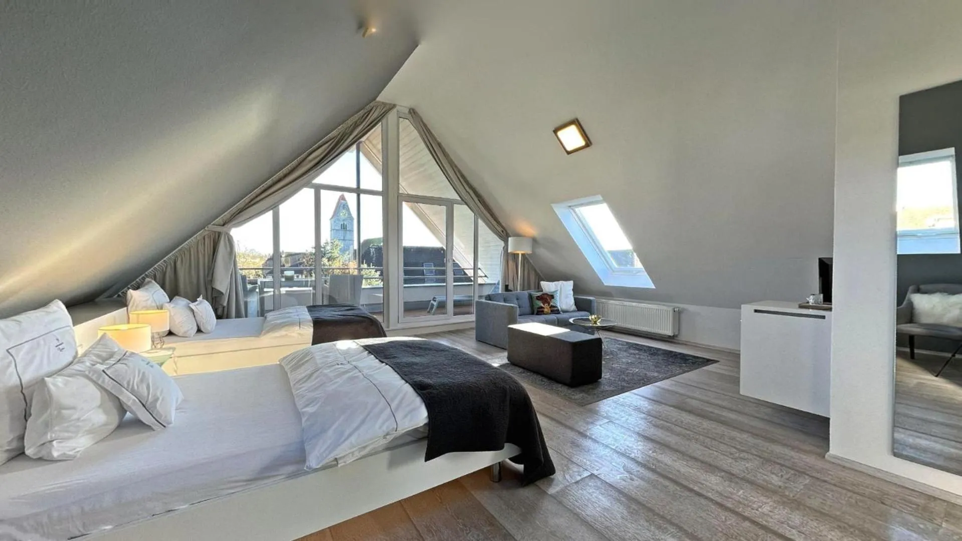 Photo of the whole room, Bed in Bodenseehotel Renn