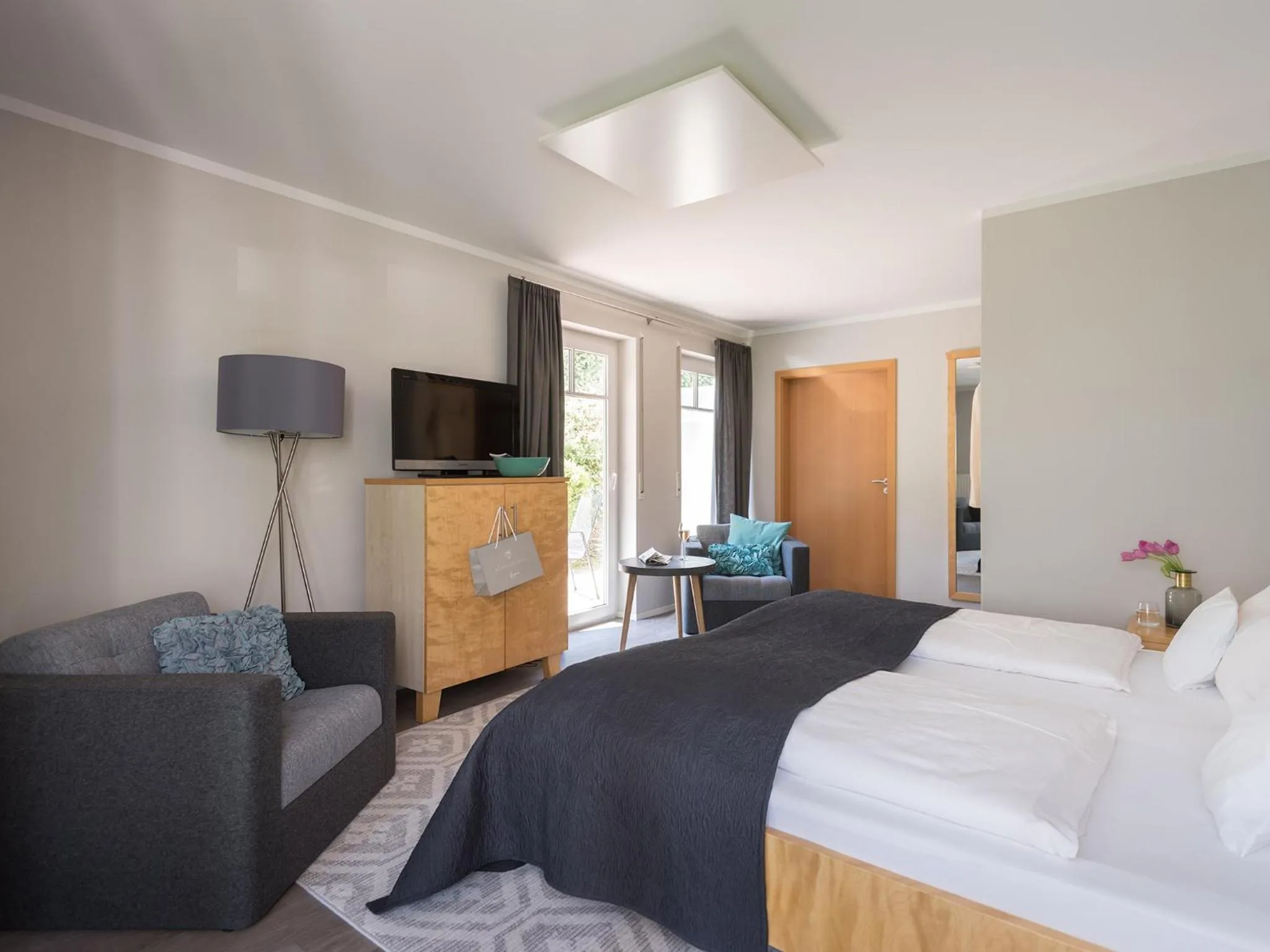 Photo of the whole room, Bed in Bodenseehotel Renn