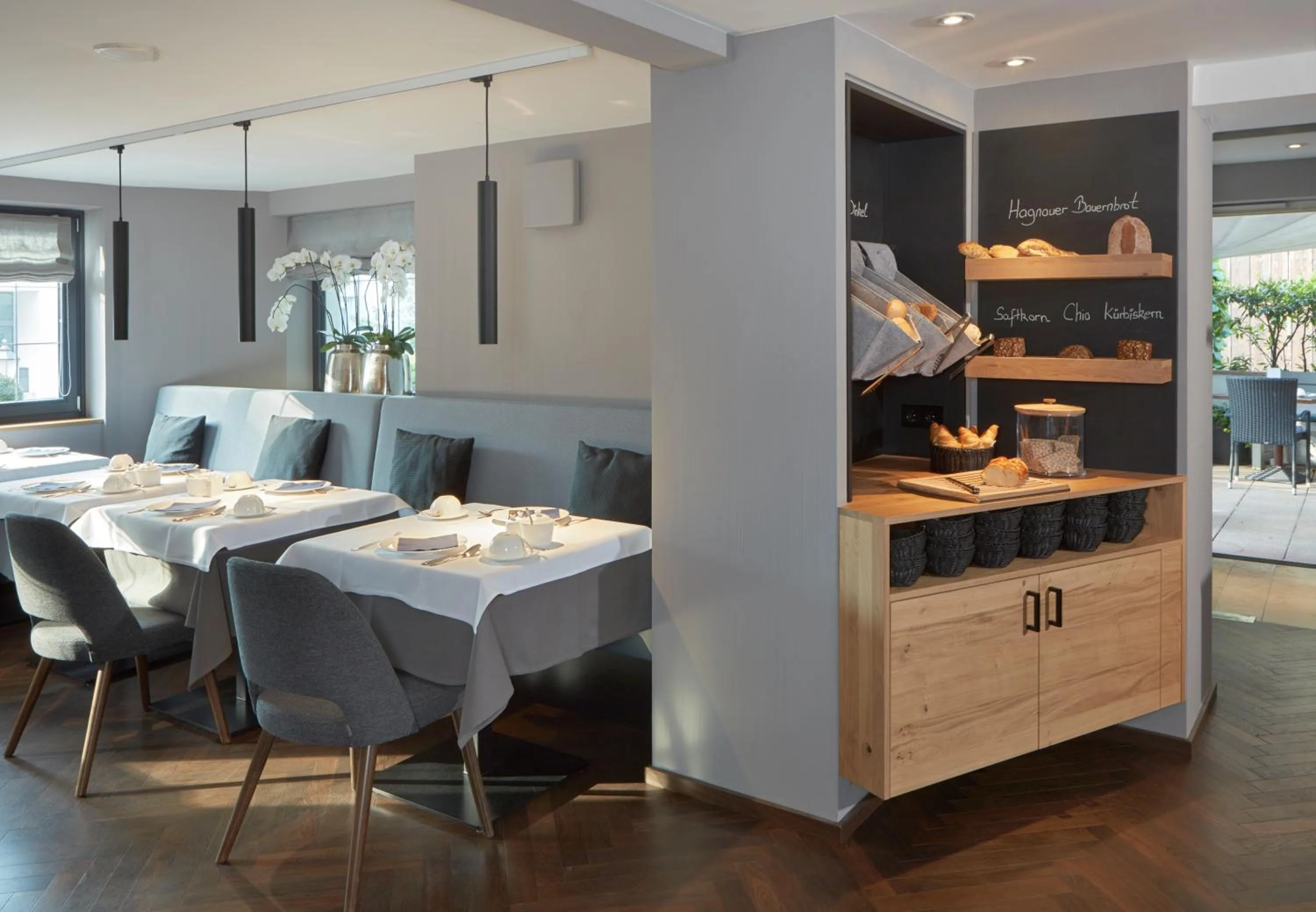 Restaurant/places to eat in Bodenseehotel Renn