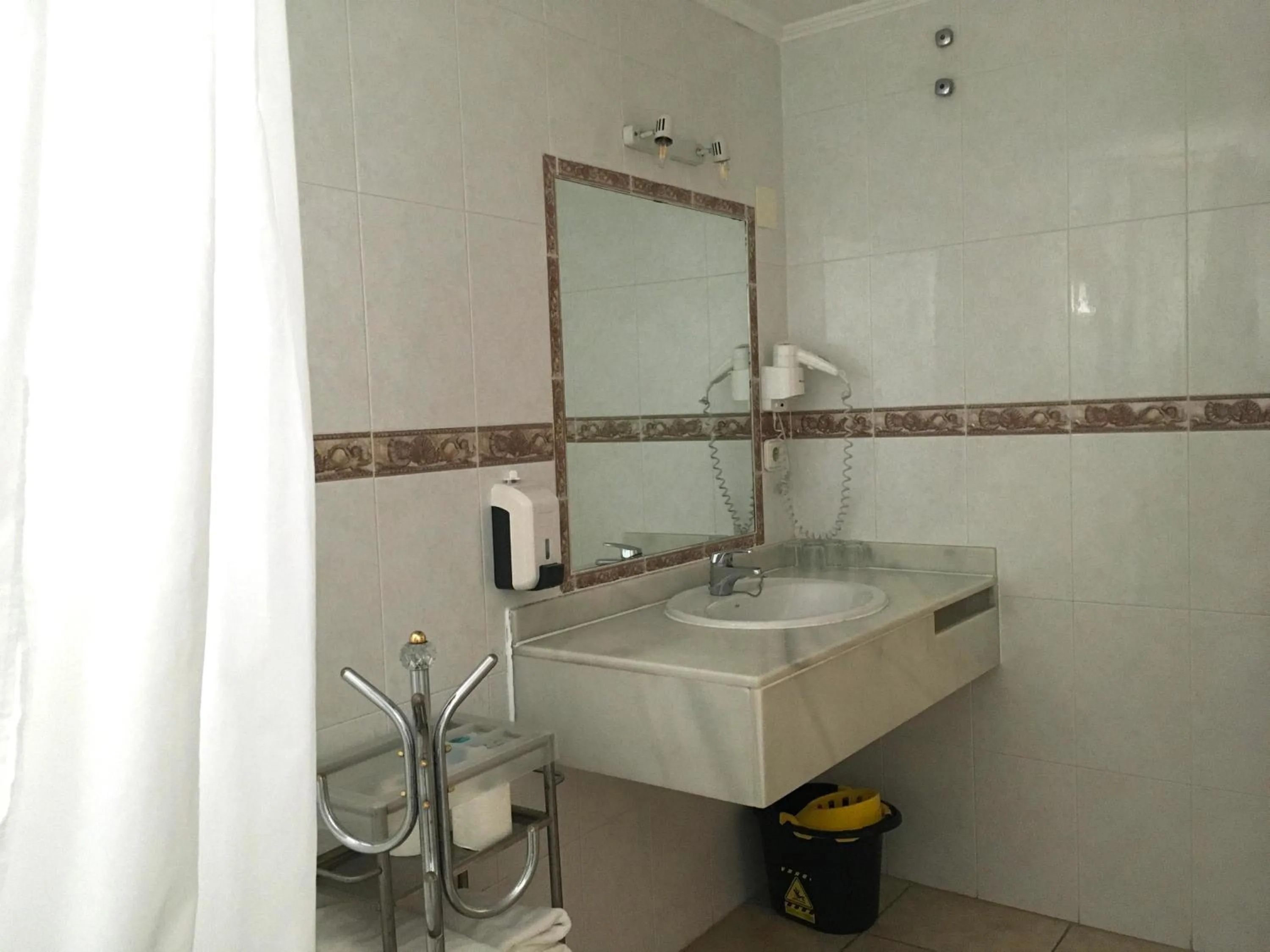 Bathroom in Apartamentos Bahia
