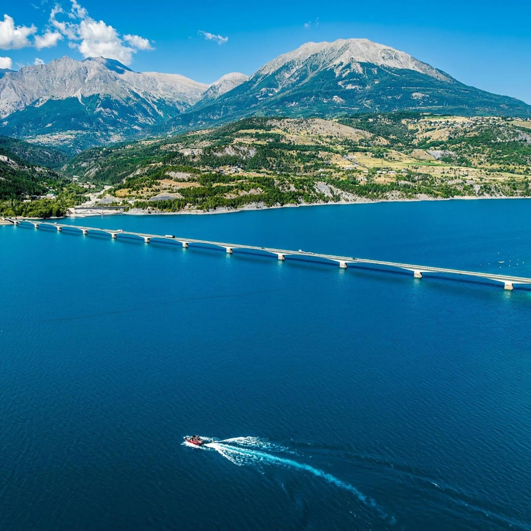 Lake view in Les Restanques du lac