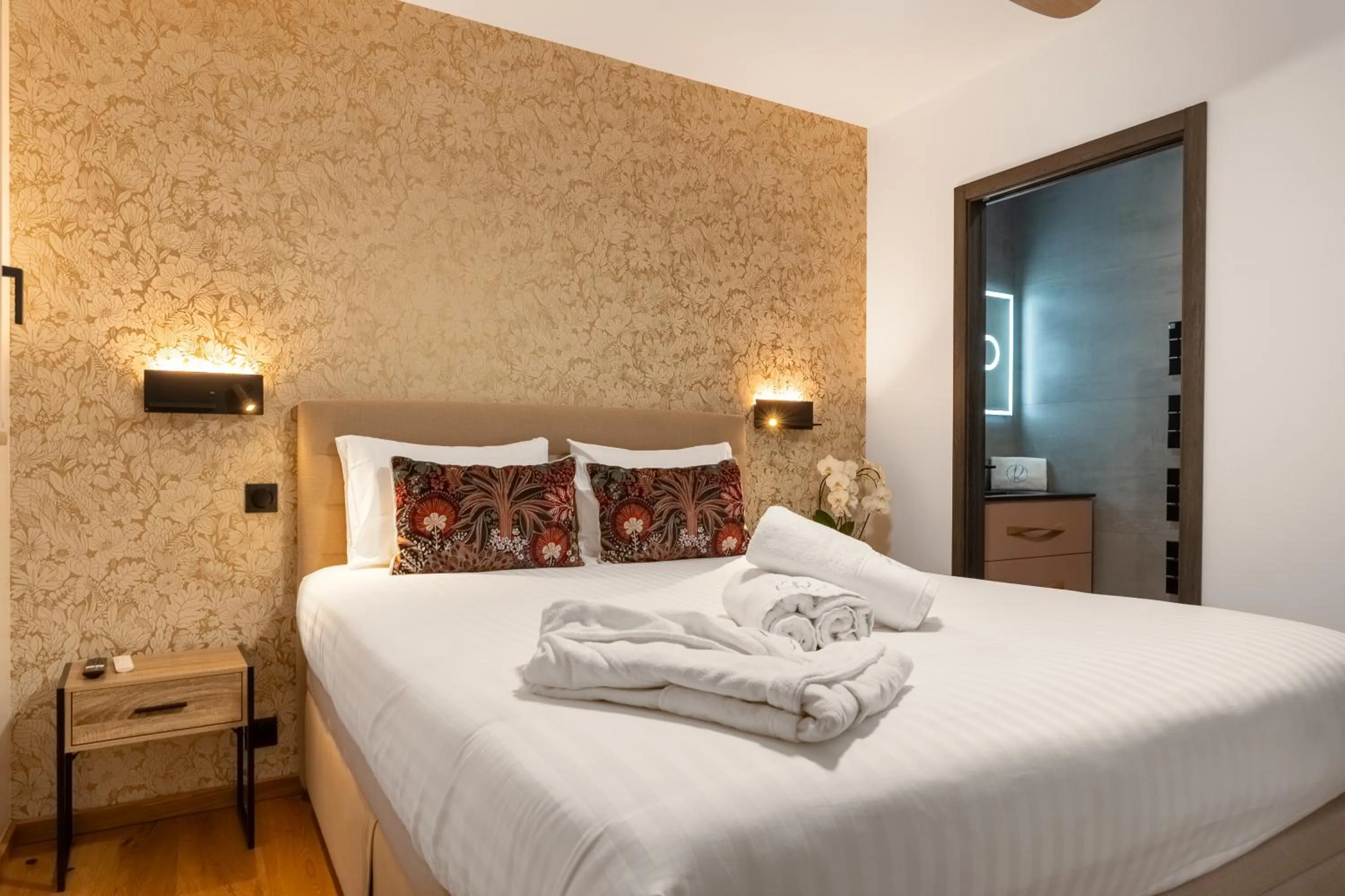 Bedroom, Bed in Les Restanques du lac