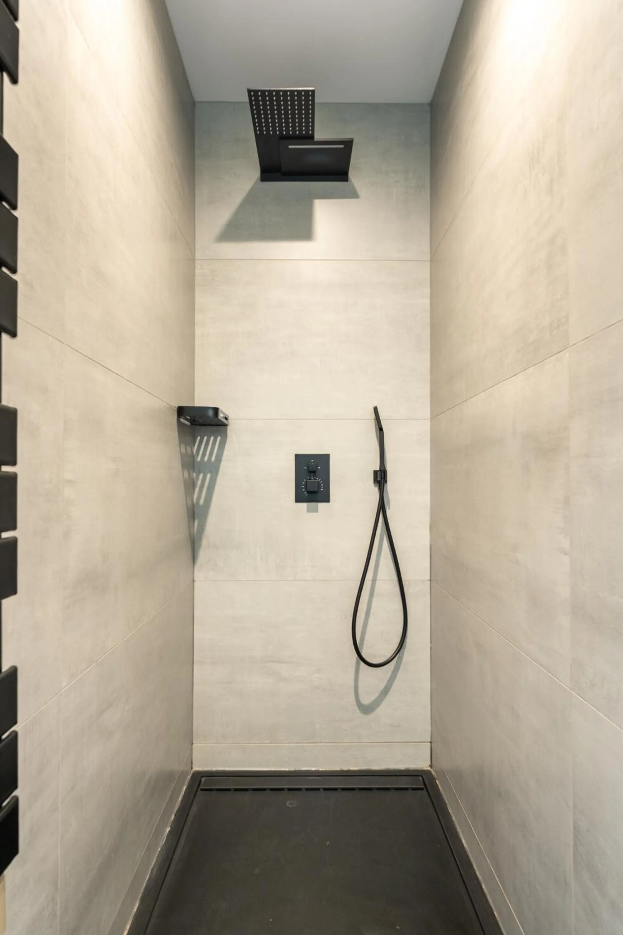 Shower in Les Restanques du lac