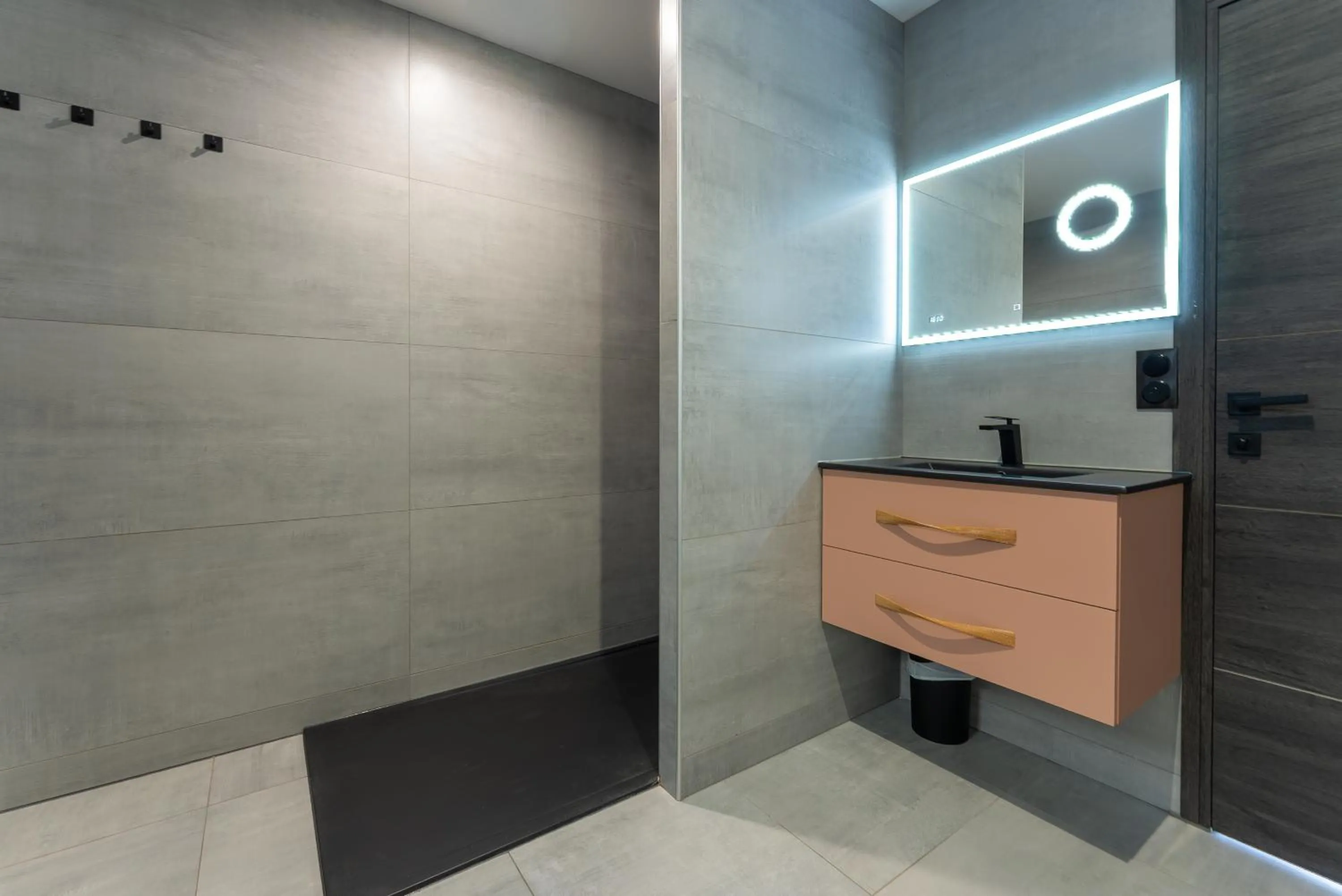 Bathroom in Les Restanques du lac