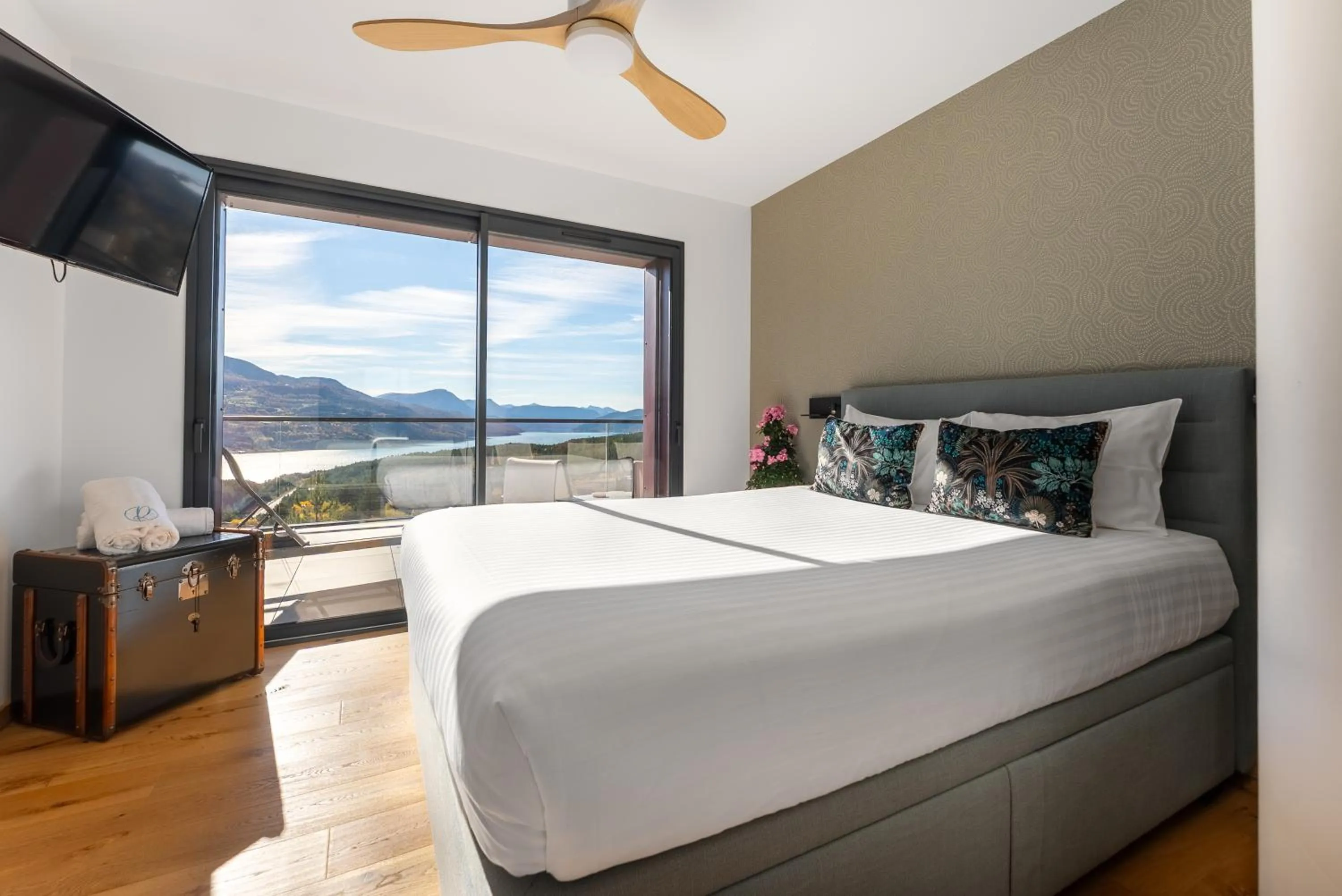 Bedroom, Bed in Les Restanques du lac