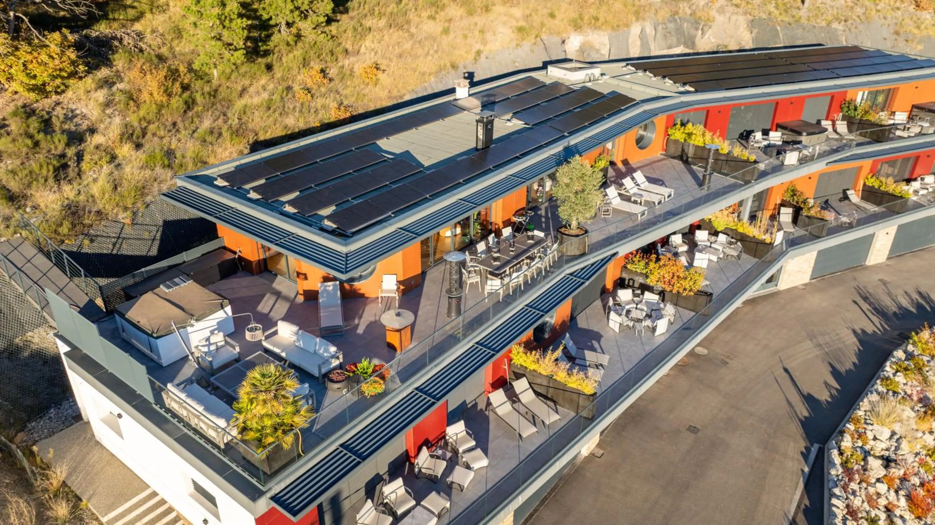 Bird's eye view in Les Restanques du lac