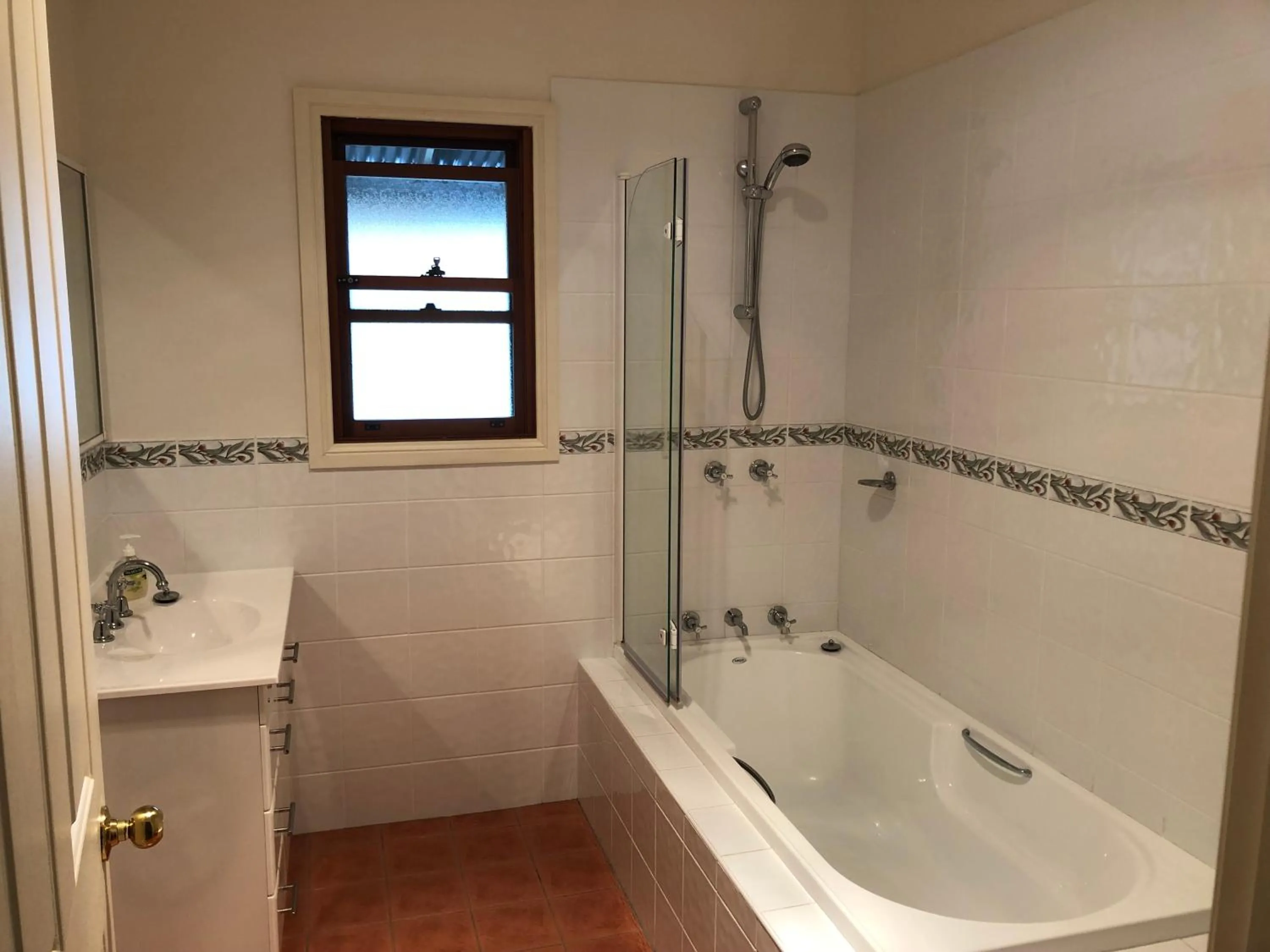 Shower in Meriba B and B