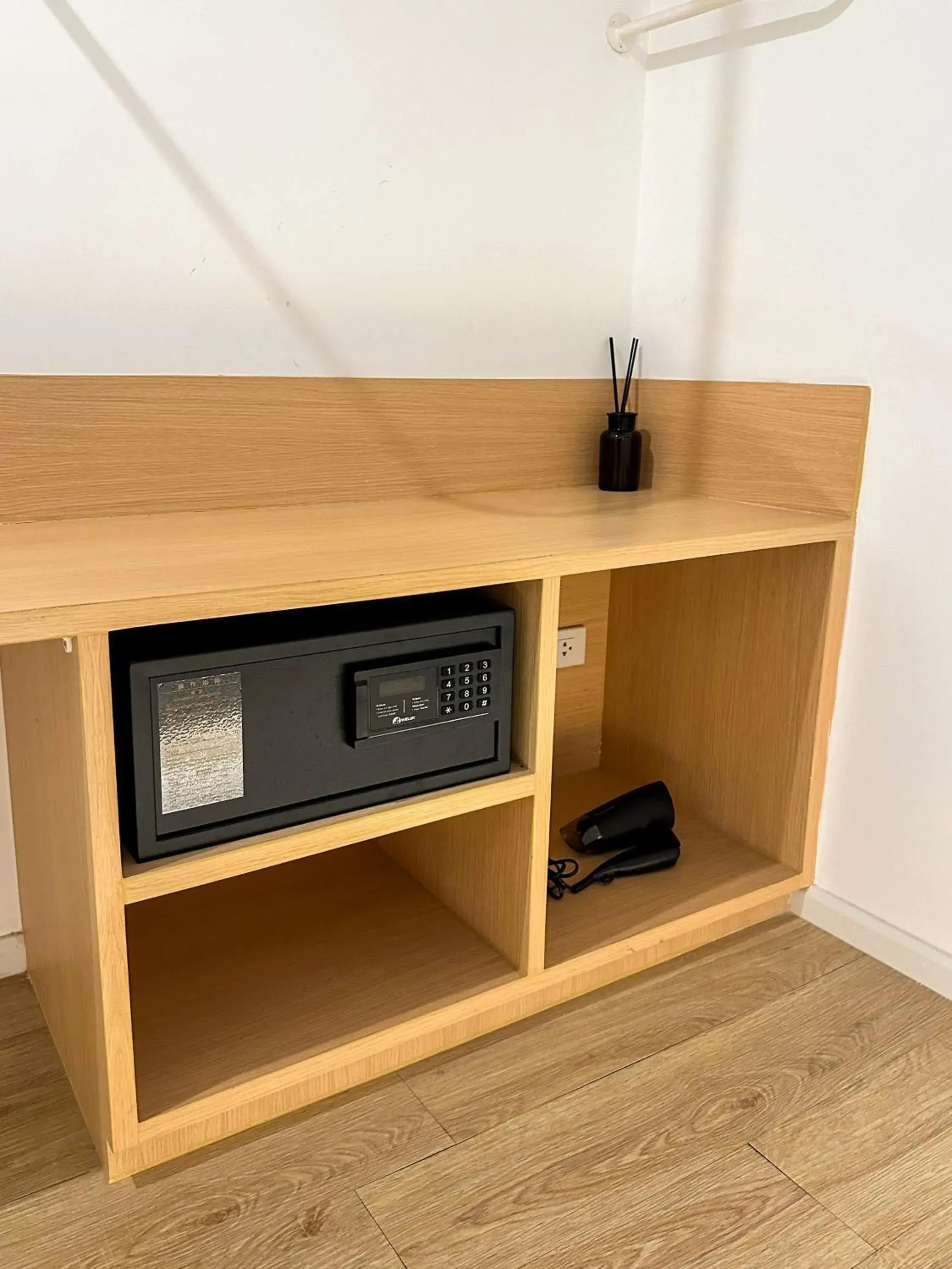 Standard Twin Room in E11 Hotel - BTS Punnawithi Standard Twin Room in E11 Hotel - BTS Punnawithi