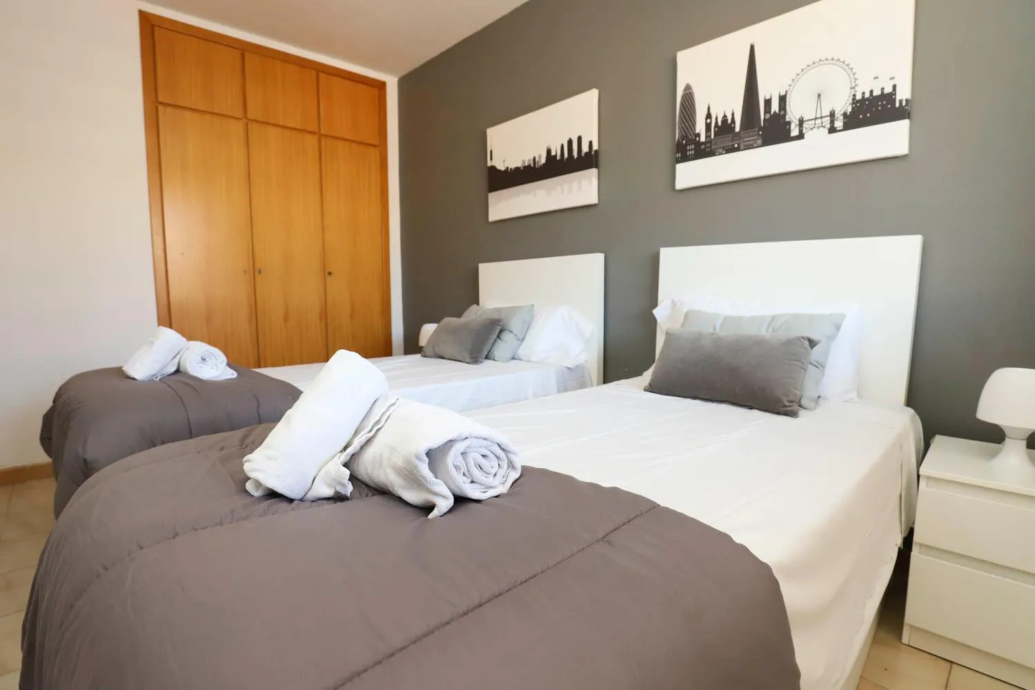 Bedroom, Bed in DIFFERENTFLATS Costa d' Or II
