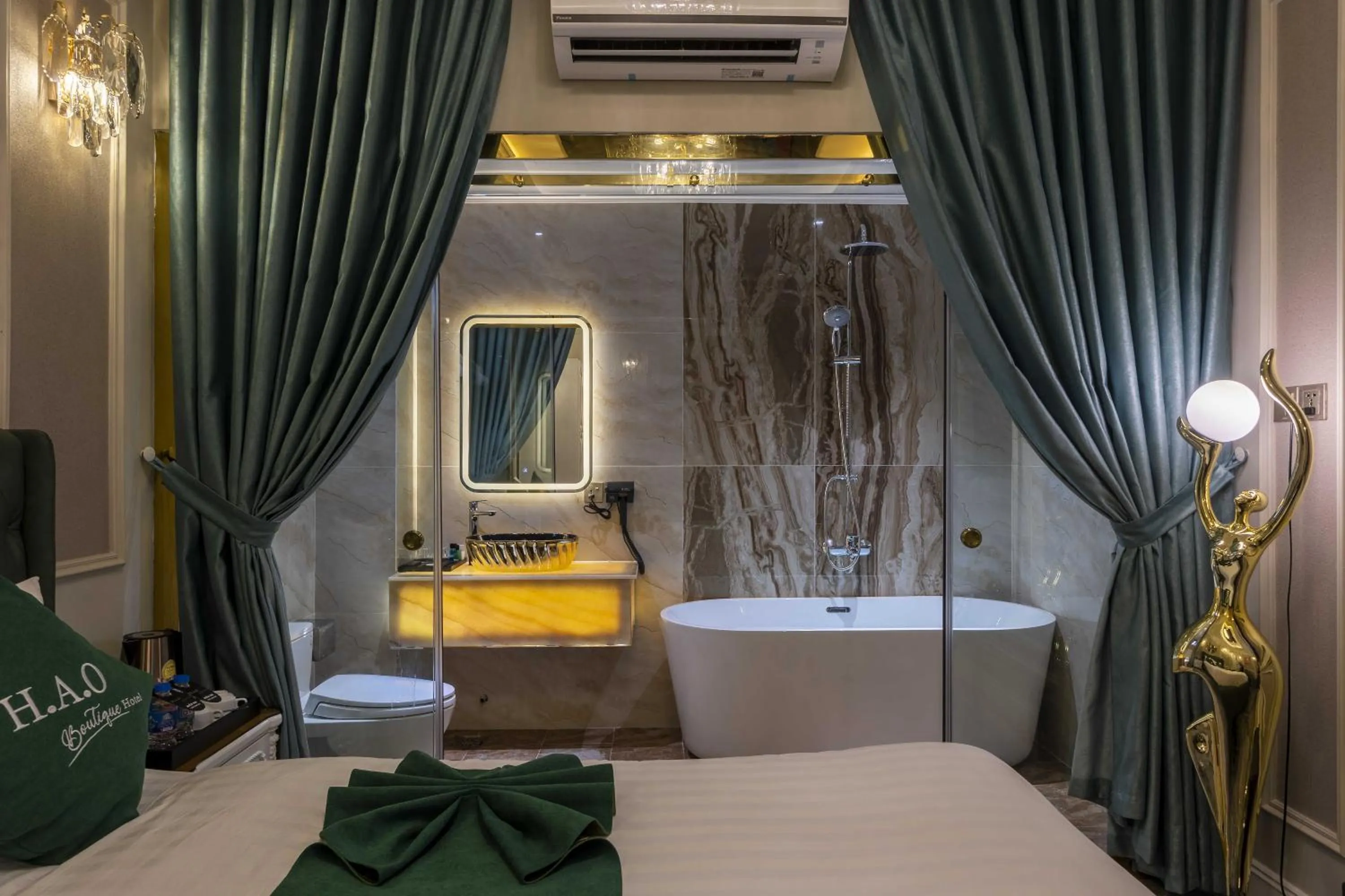 Bed in H A O Boutique Hotel