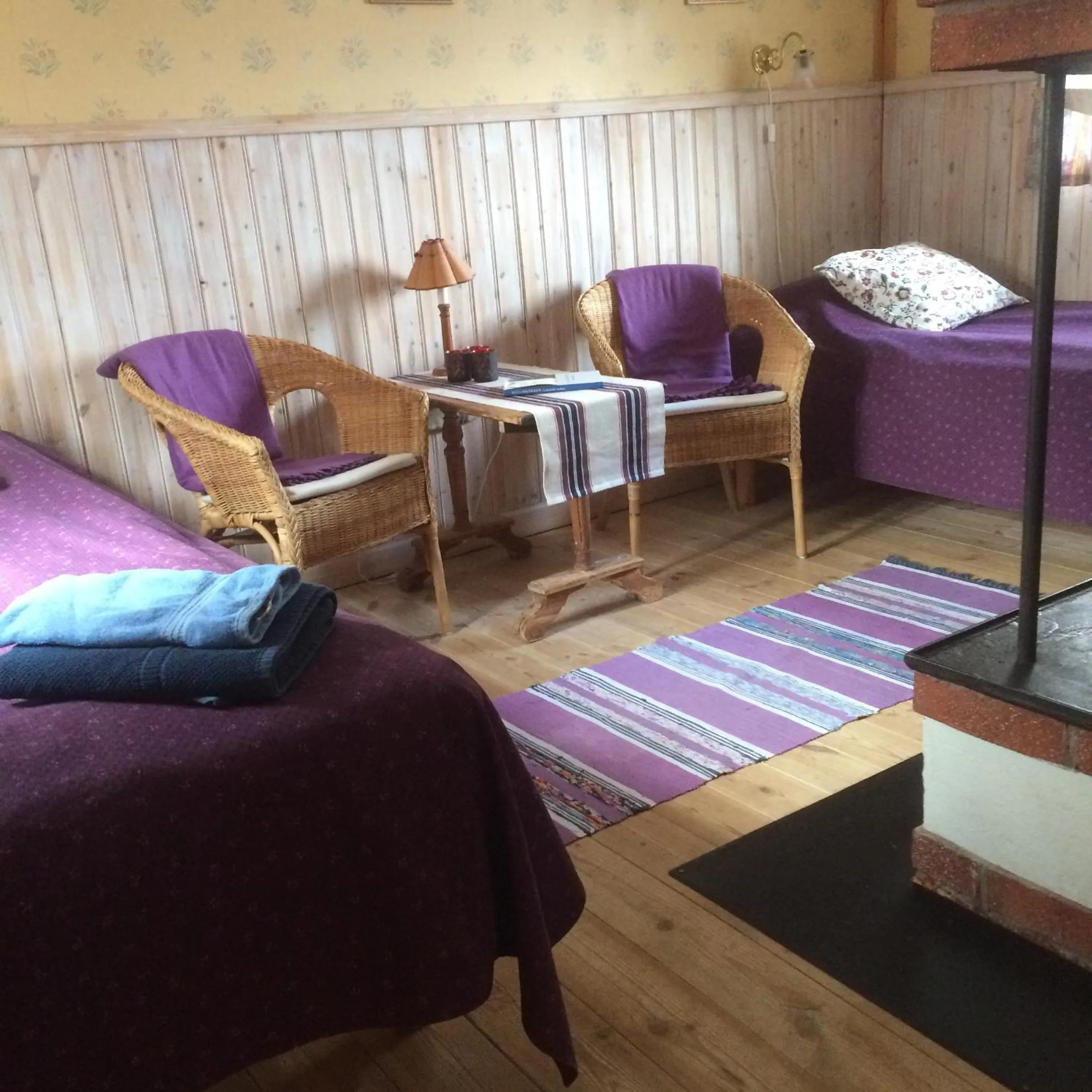 Seating area, Bed in Kullsbjörken Bed & Breakfast