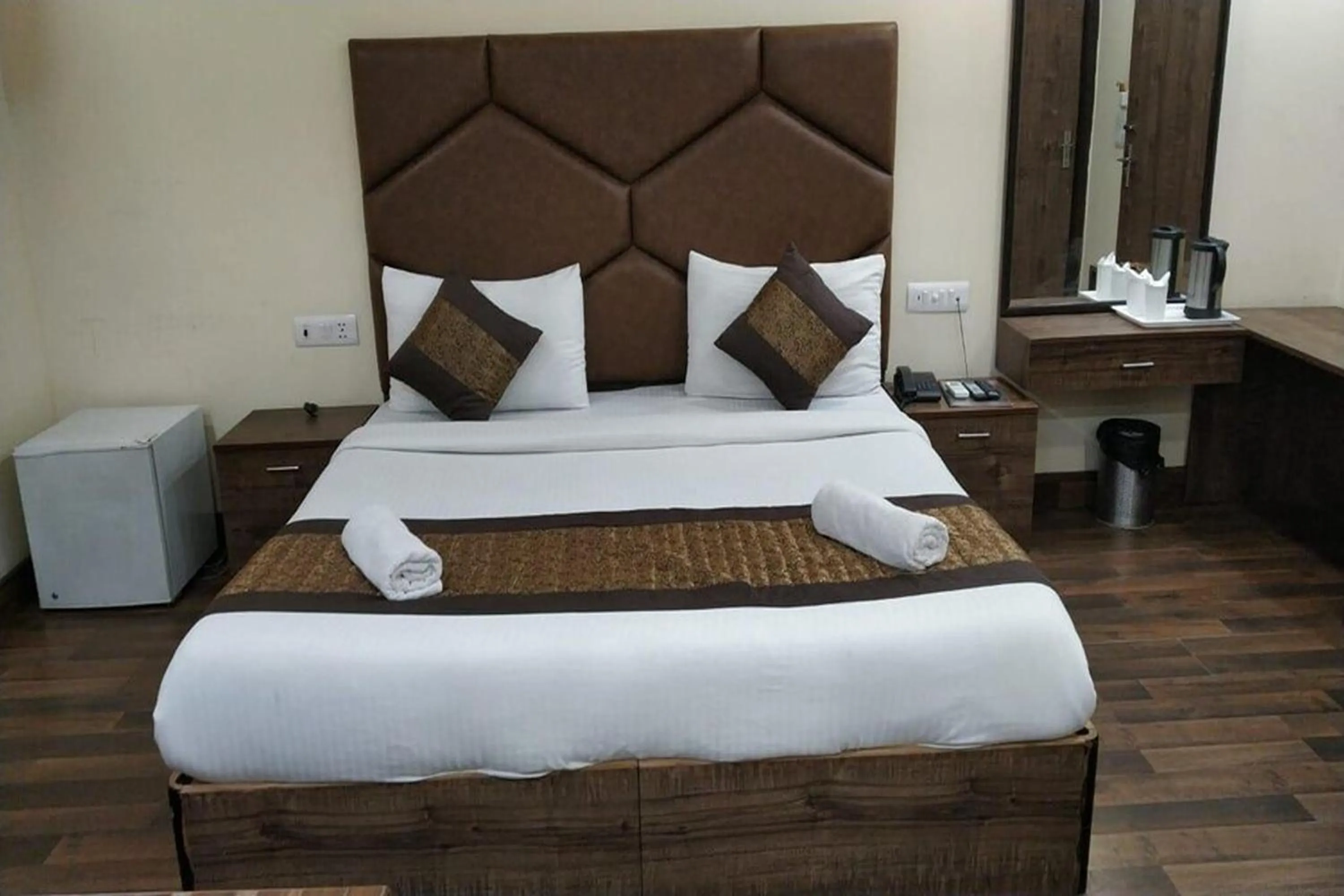 Bed in HOTEL SINGH CONTINETAL