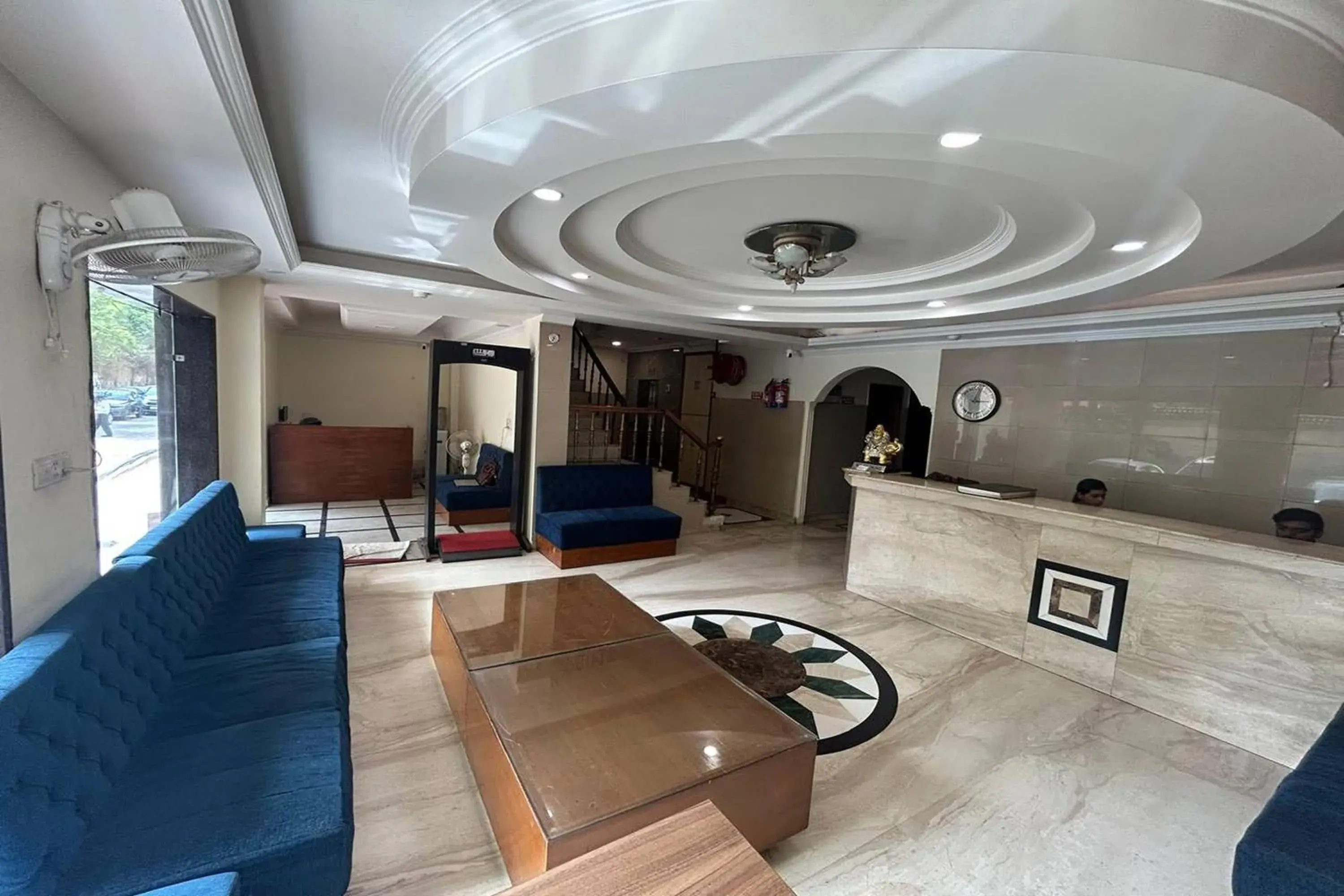 Lobby or reception in HOTEL SINGH CONTINETAL Lobby or reception in HOTEL SINGH CONTINETAL