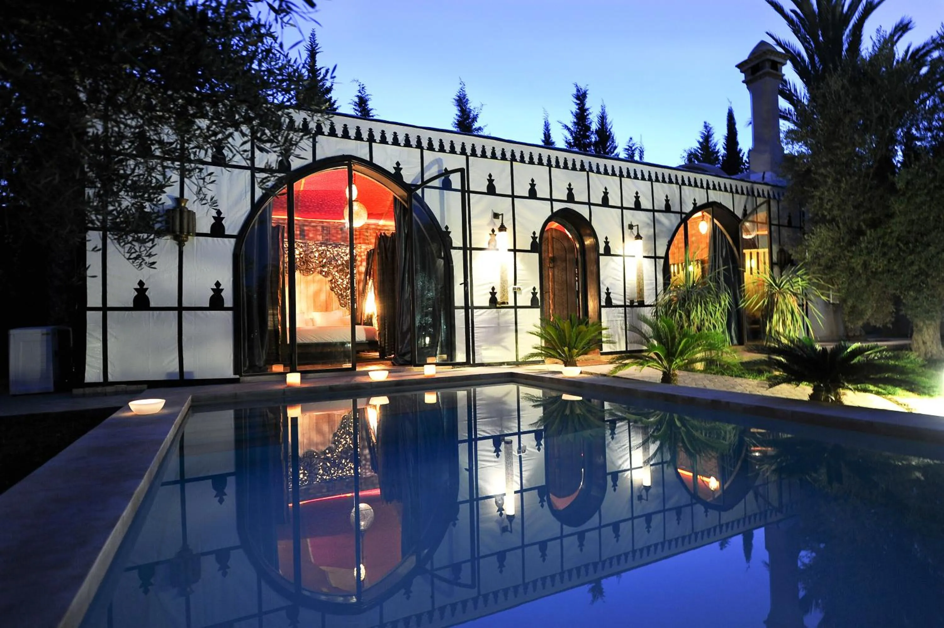 Photo of the whole room in Lodge K