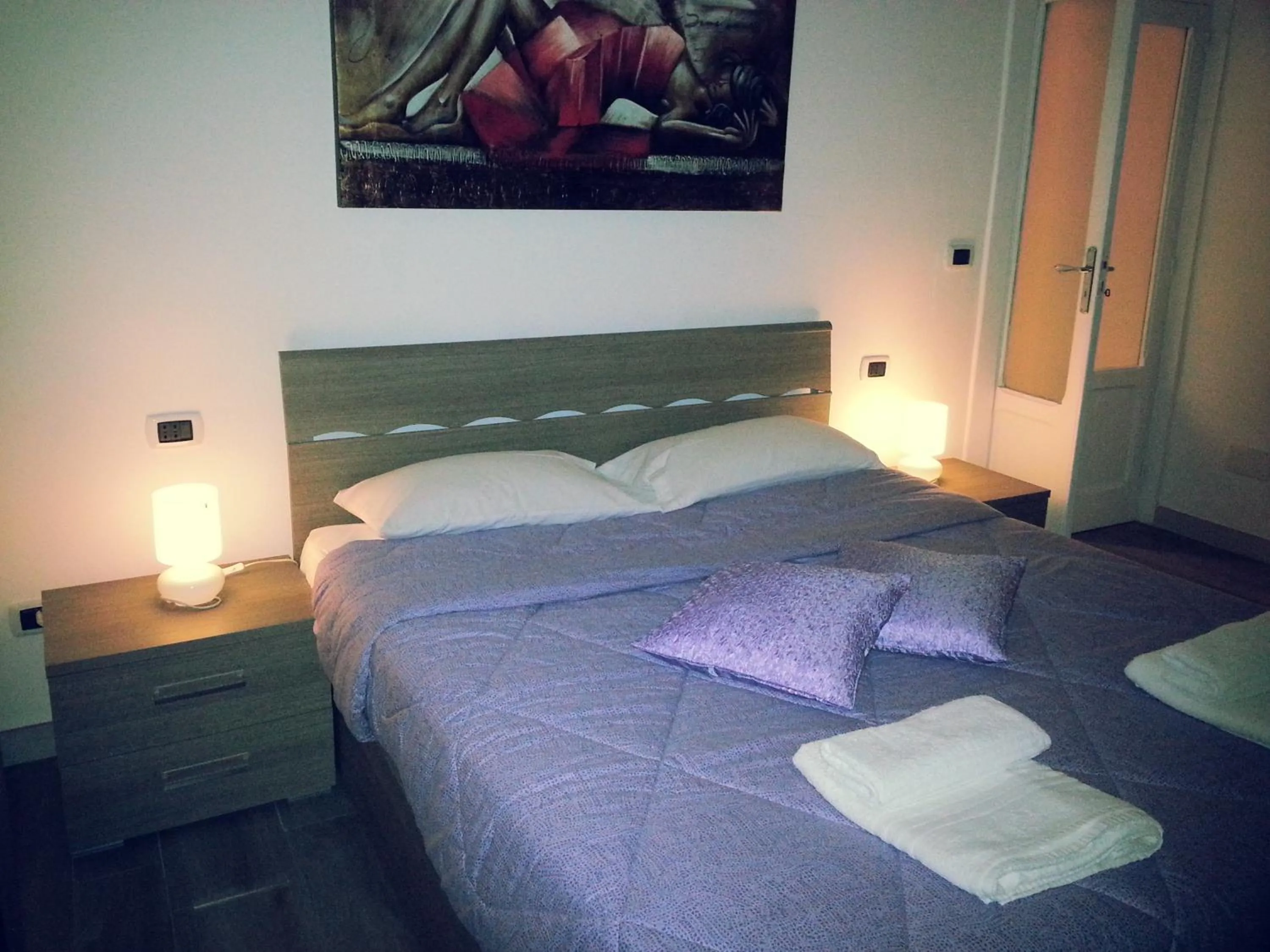 Decorative detail, Bed in Appartamento B&B Suite Stefanelli