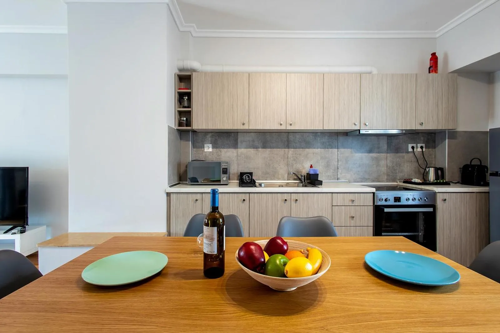 Coffee/tea facilities in Aris123 by Smart Cozy Suites - Apartments in the heart of Athens - 5 minutes from metro - Available 24hr