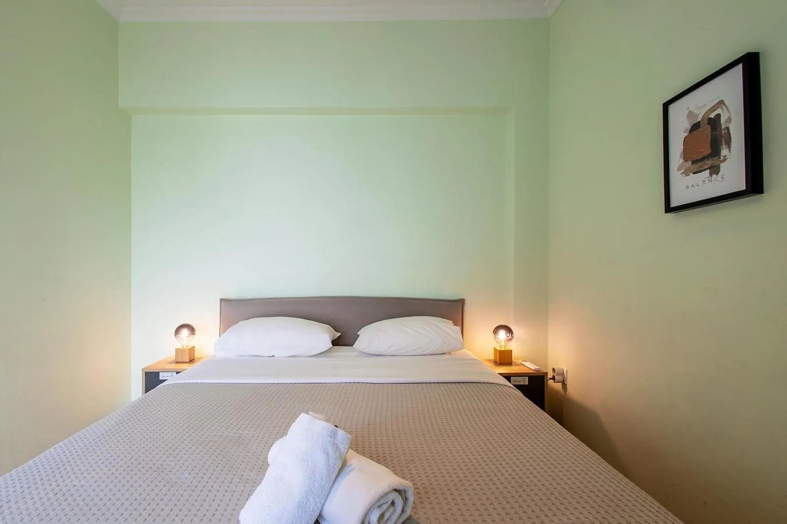 Bed in Aris123 by Smart Cozy Suites - Apartments in the heart of Athens - 5 minutes from metro - Available 24hr