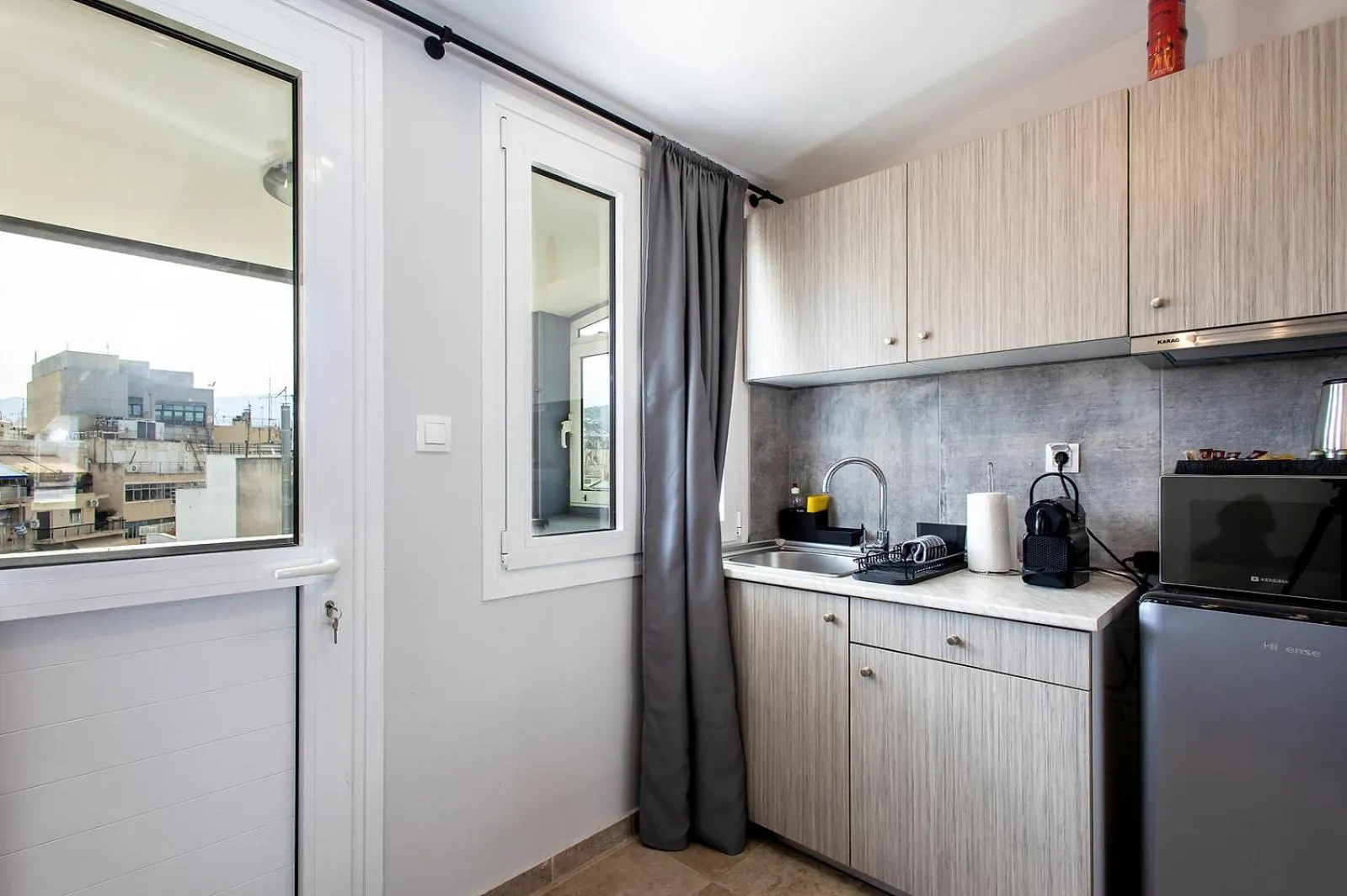 Coffee/tea facilities in Aris123 by Smart Cozy Suites - Apartments in the heart of Athens - 5 minutes from metro - Available 24hr