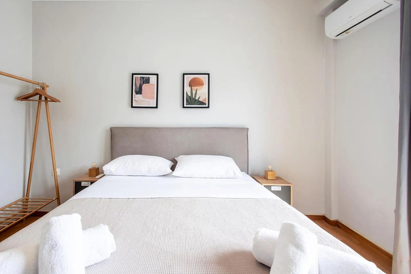 Bed in Aris123 by Smart Cozy Suites - Apartments in the heart of Athens - 5 minutes from metro - Available 24hr