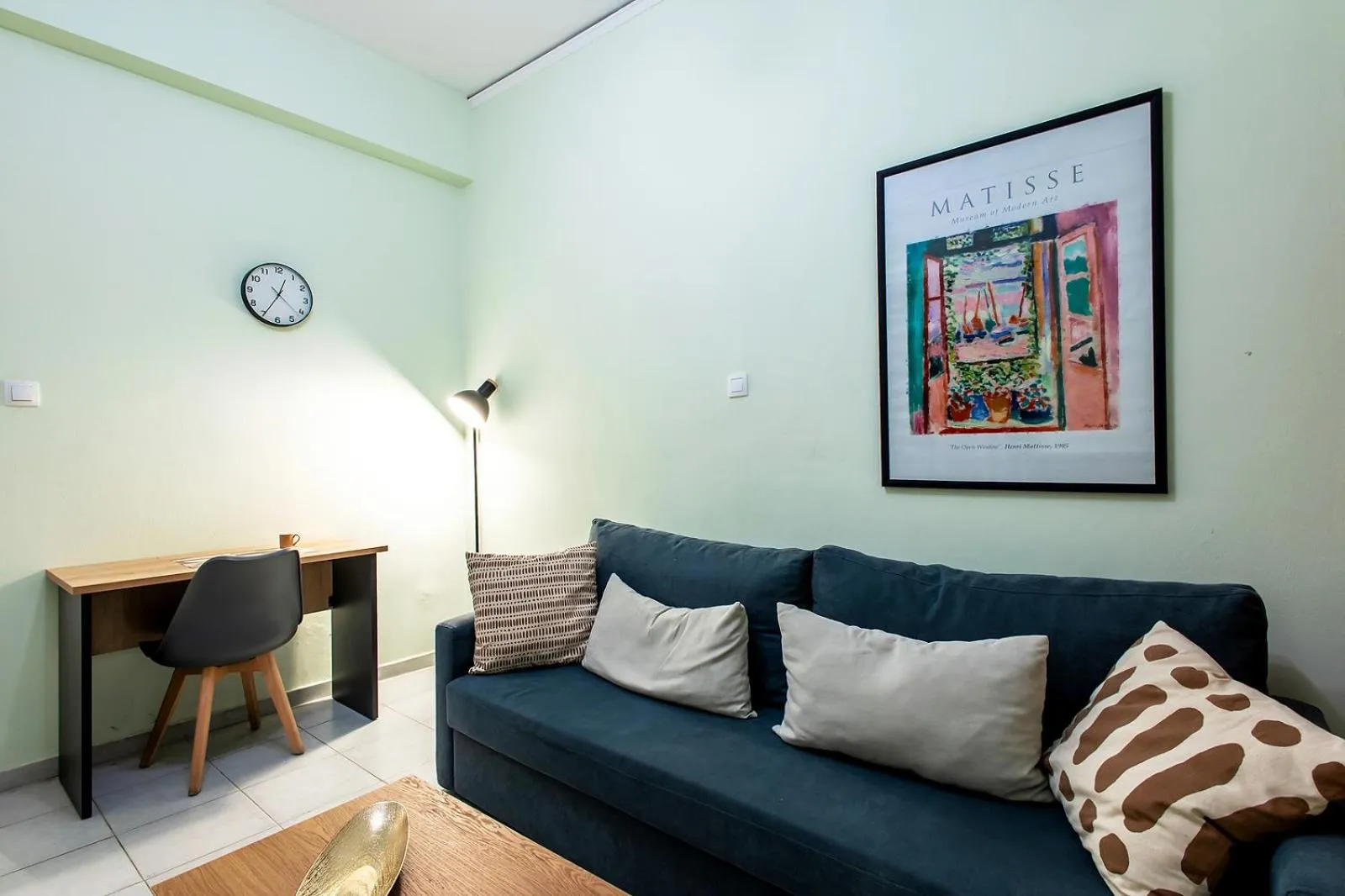 Living room in Aris123 by Smart Cozy Suites - Apartments in the heart of Athens - 5 minutes from metro - Available 24hr
