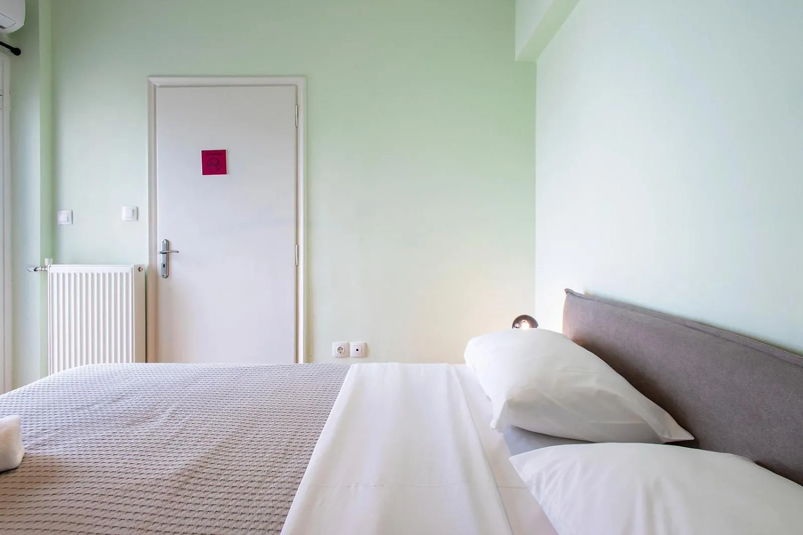 Bed in Aris123 by Smart Cozy Suites - Apartments in the heart of Athens - 5 minutes from metro - Available 24hr