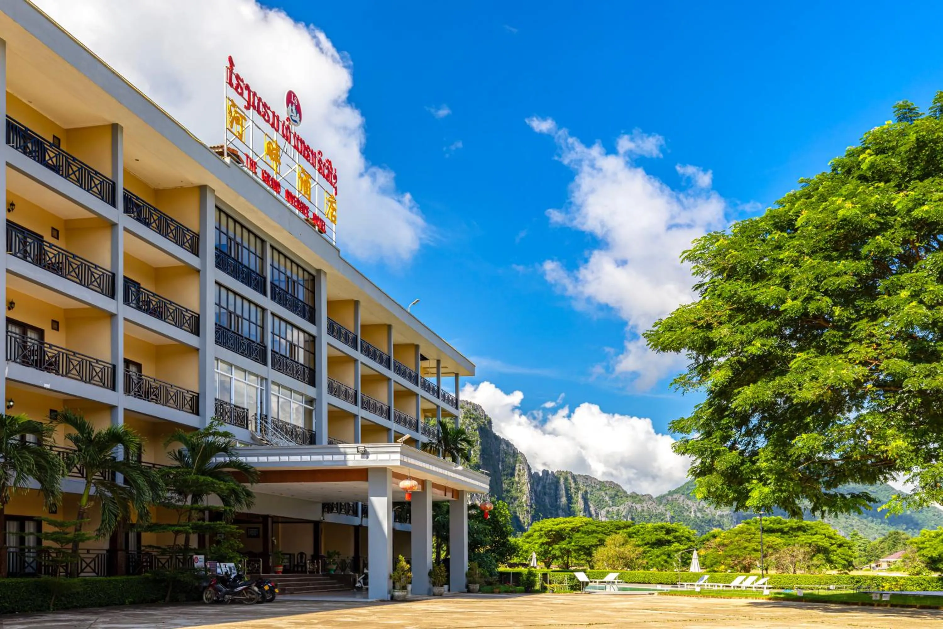 Property building in Lisha The Grand Riverside Hotel