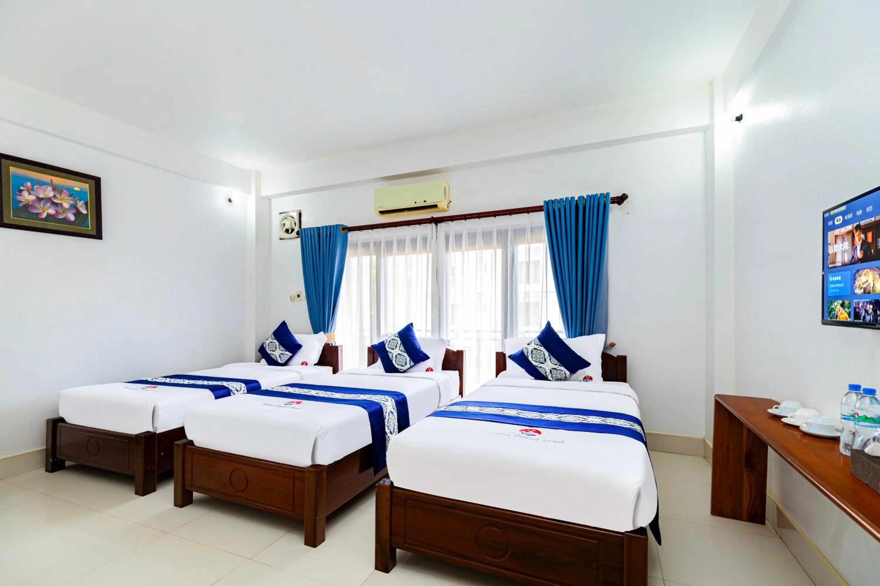 Photo of the whole room, Bed in Lisha The Grand Riverside Hotel