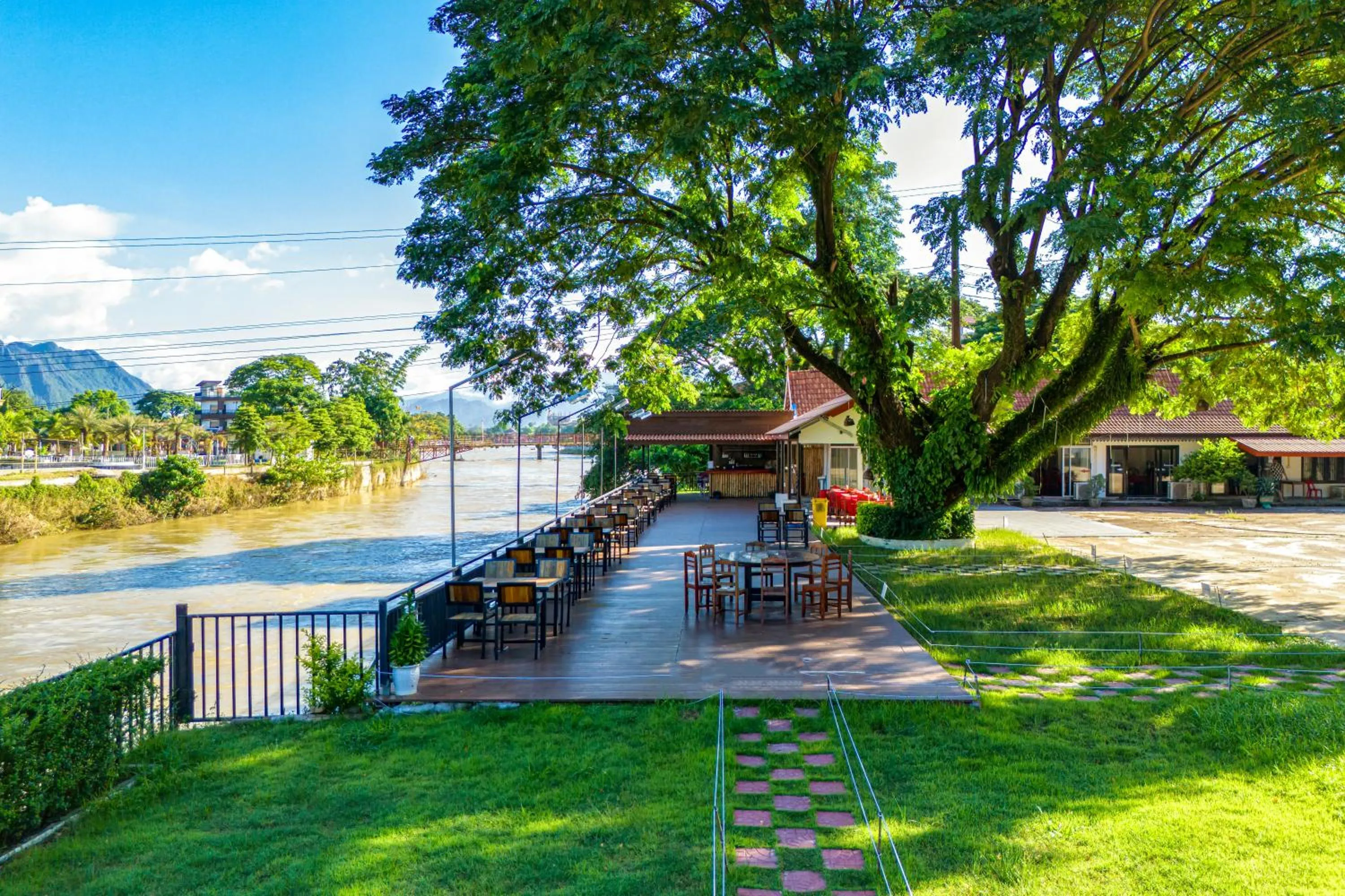 River view in Lisha The Grand Riverside Hotel