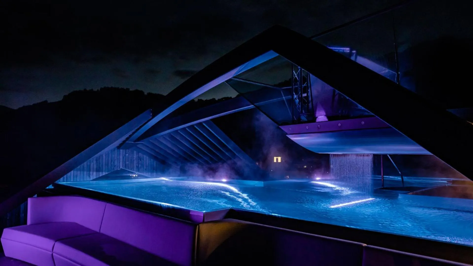 Hot Tub in Alps Lodge