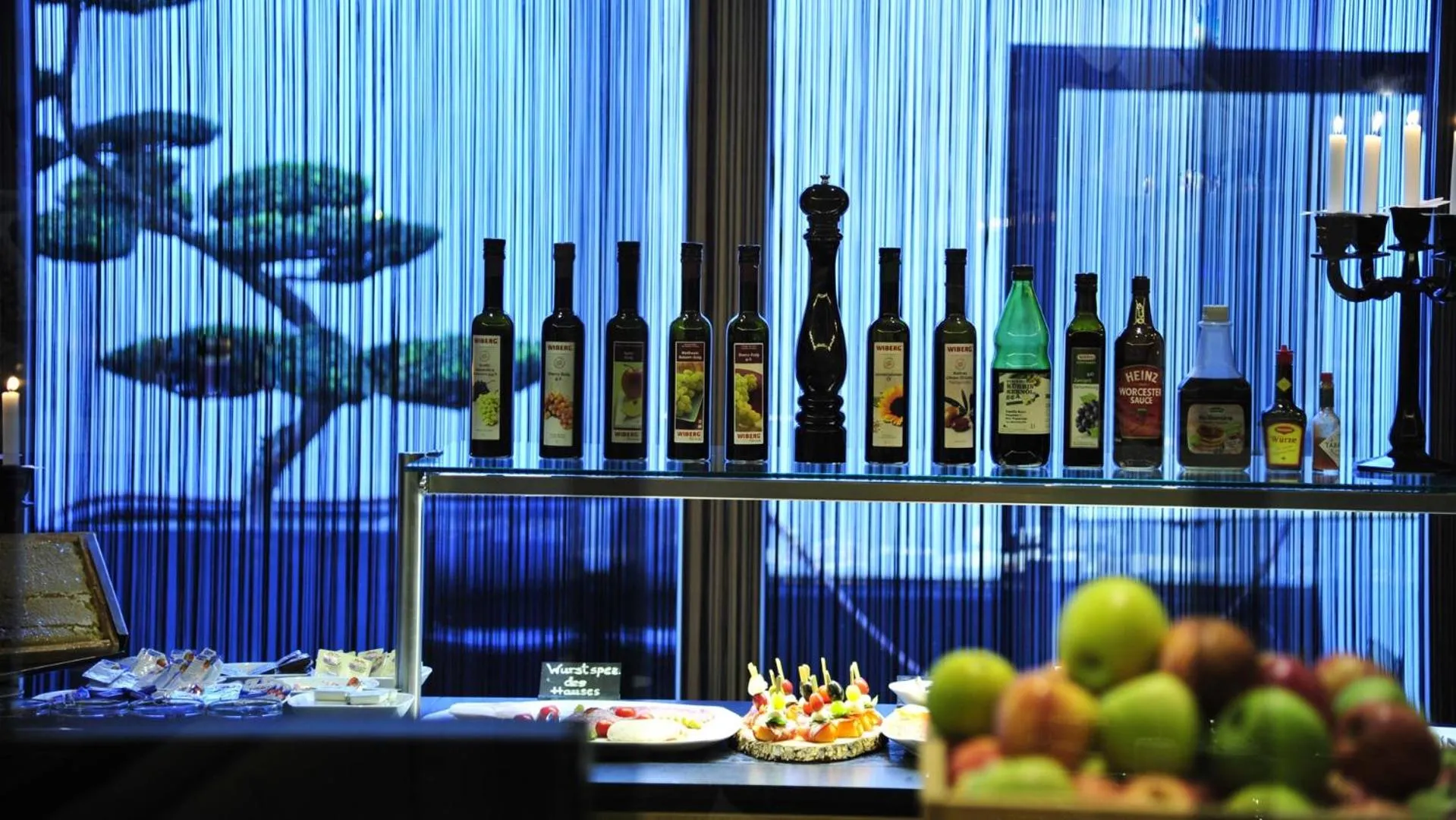 Buffet breakfast in Alps Lodge