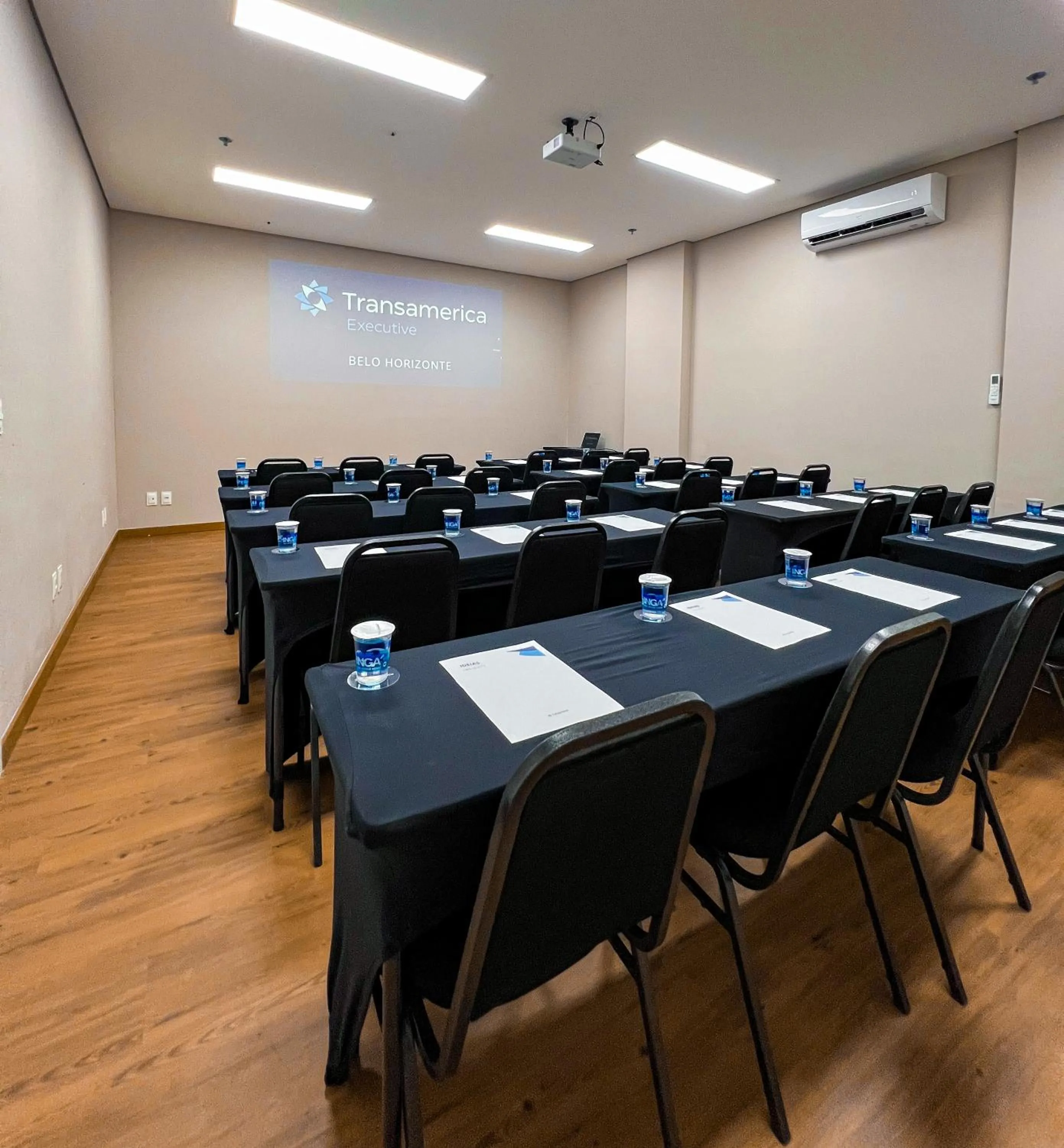 Meeting/conference room in Transamerica Executive Belo Horizonte
