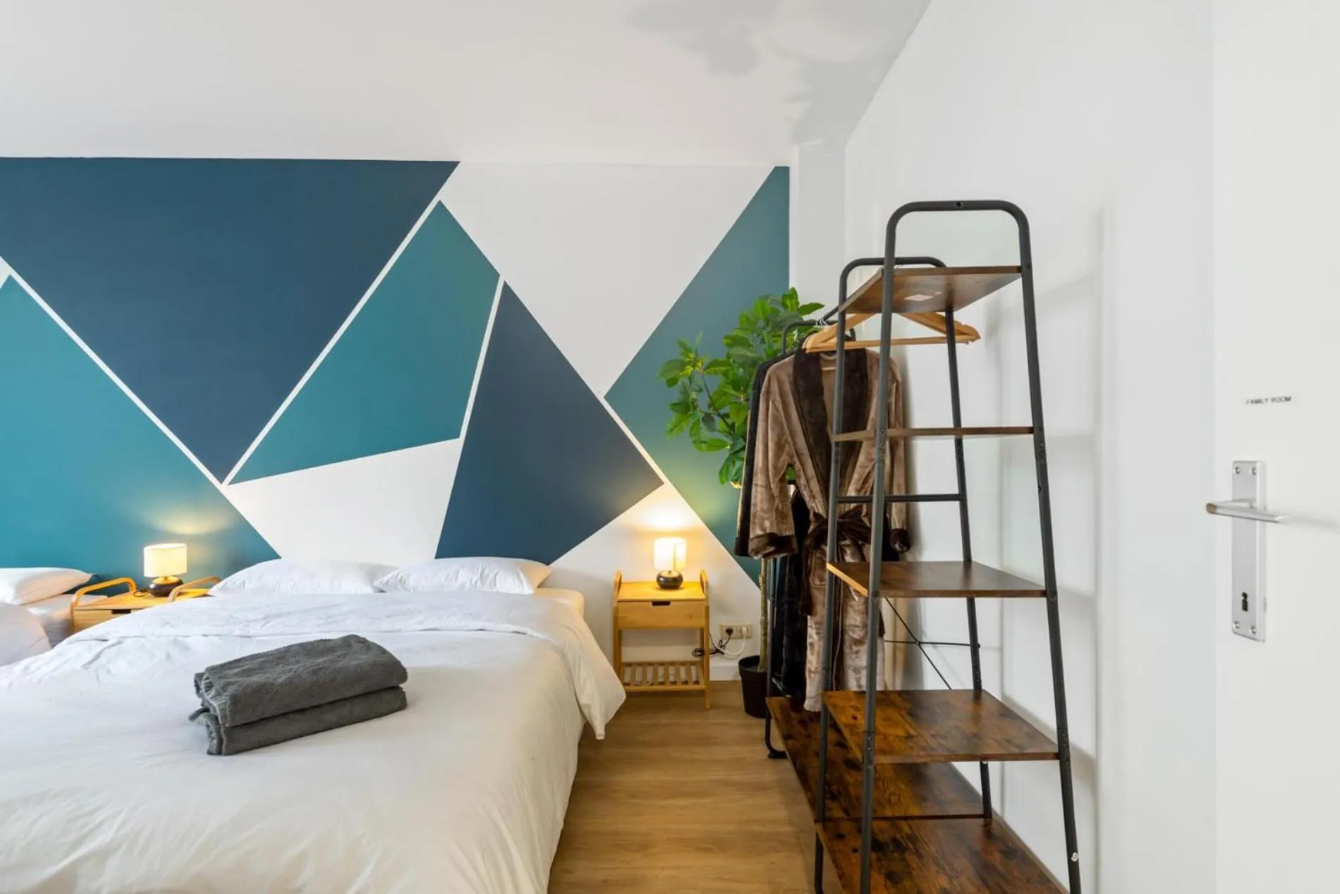 Bed in Cozy Antwerp - City Family Apartment with Parking