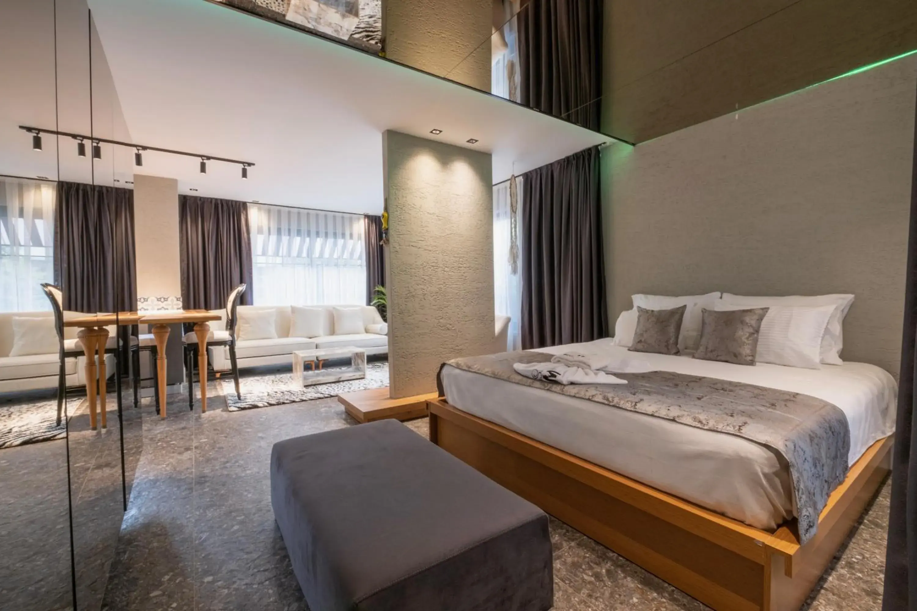 Bed in Wolf Suites Bed in Wolf Suites