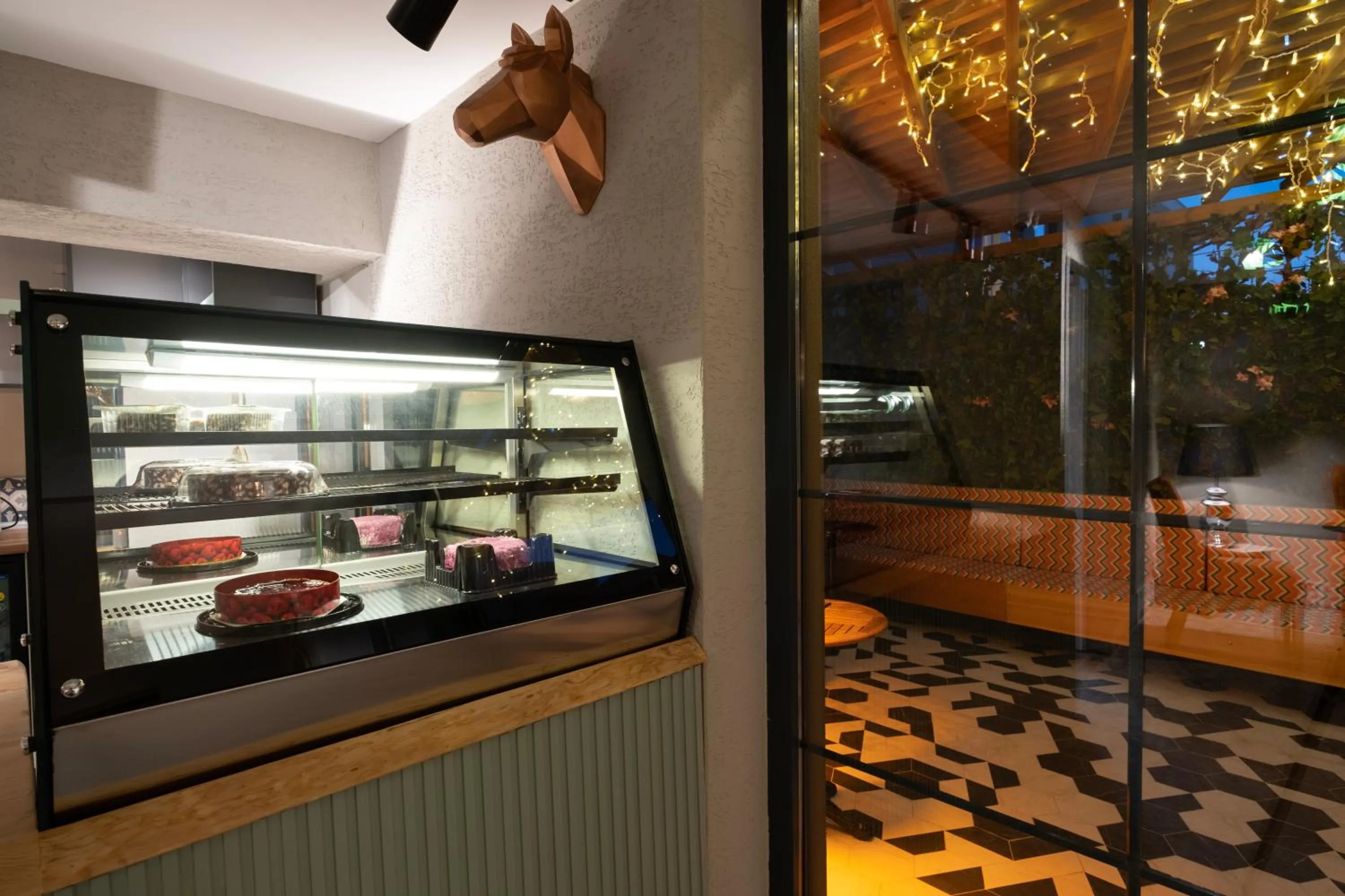 Banquet/Function facilities in Wolf Suites