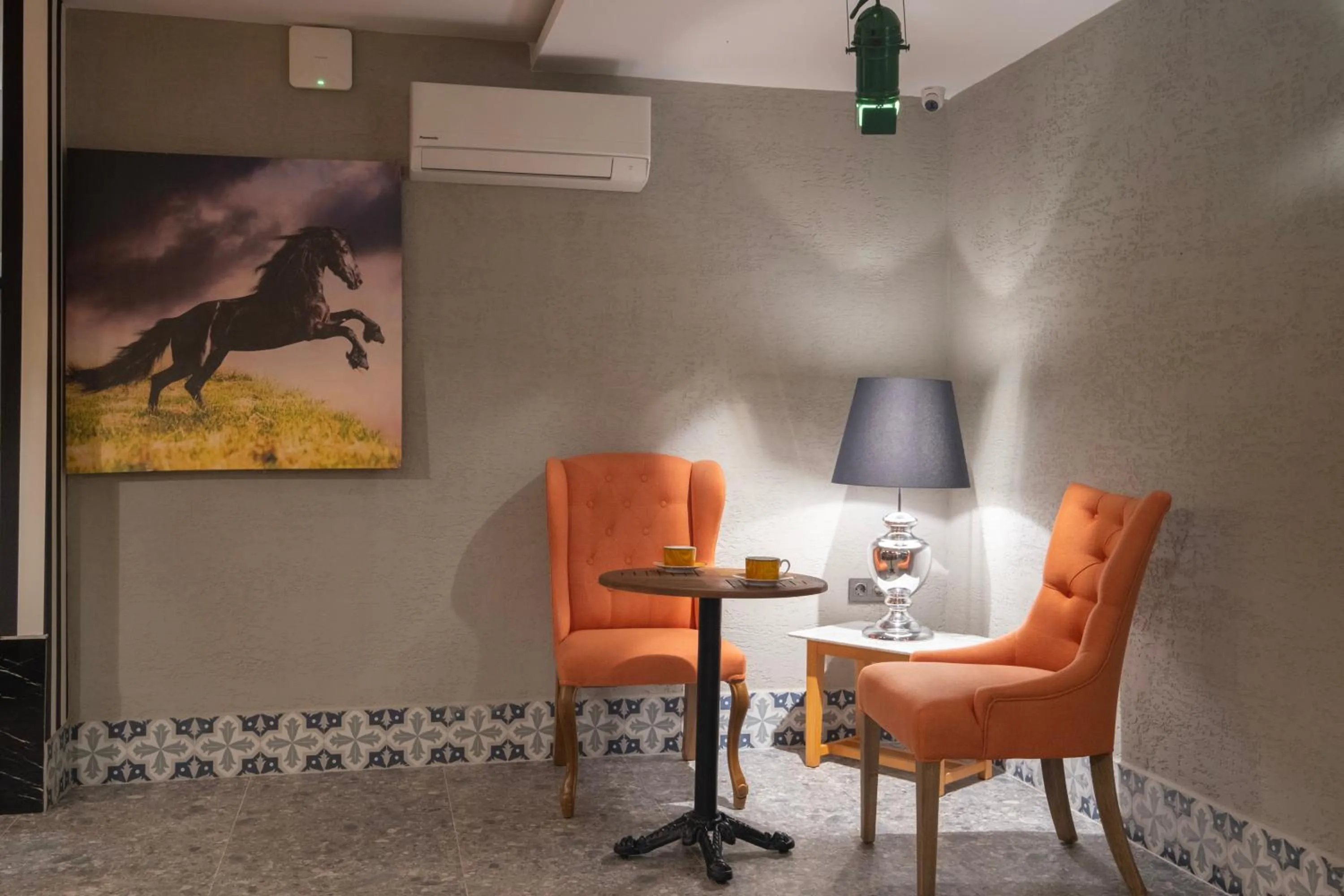 Seating area in Wolf Suites