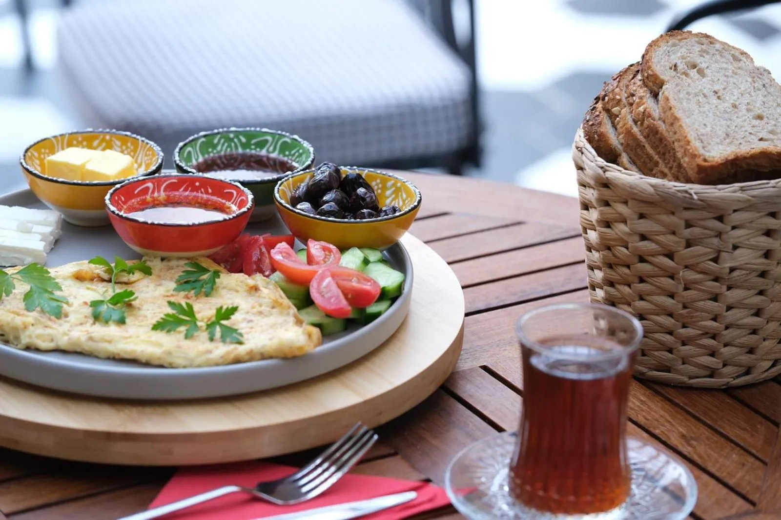 Breakfast in Wolf Suites