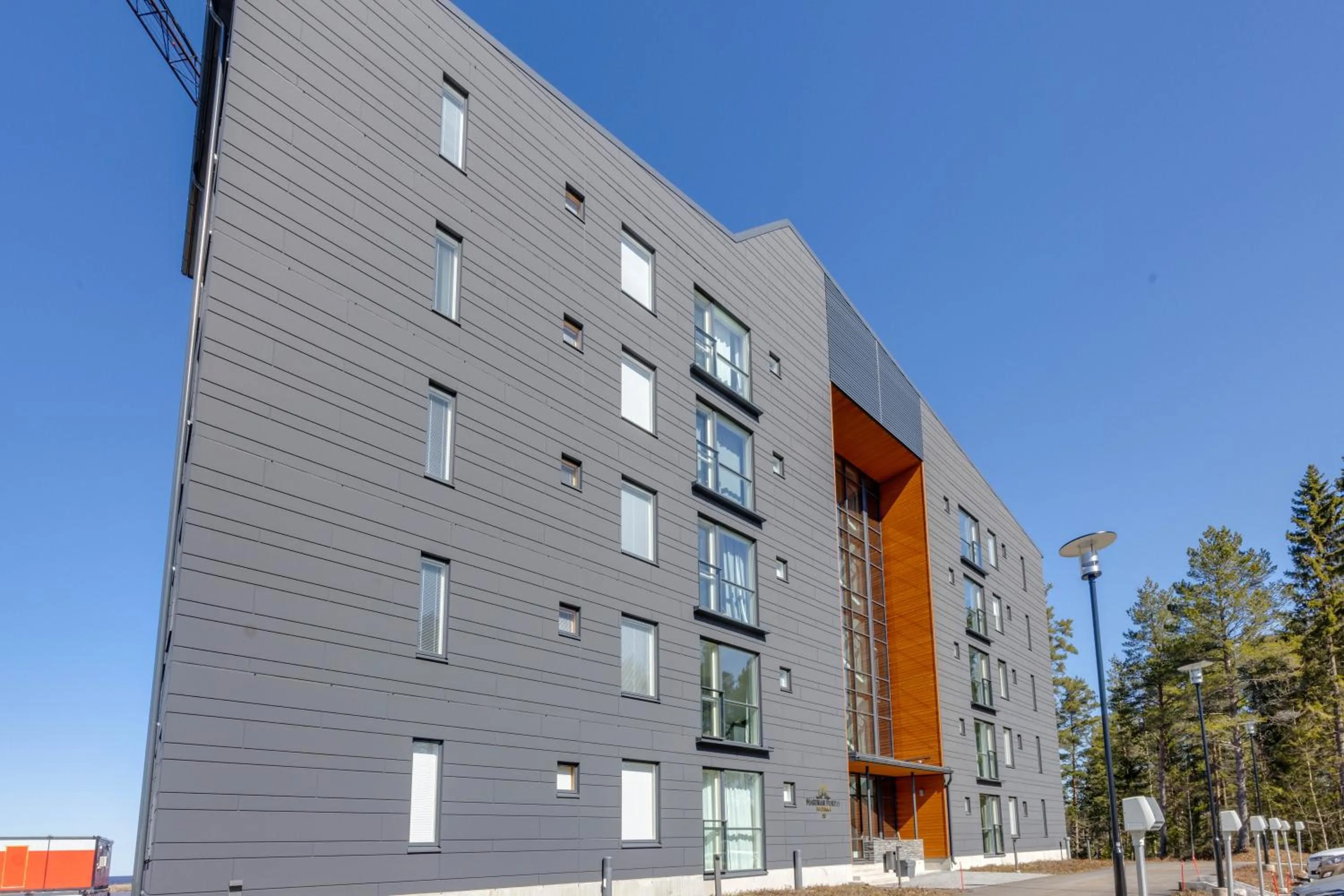 Property building in Kalajoen Marina Studio huoneisto