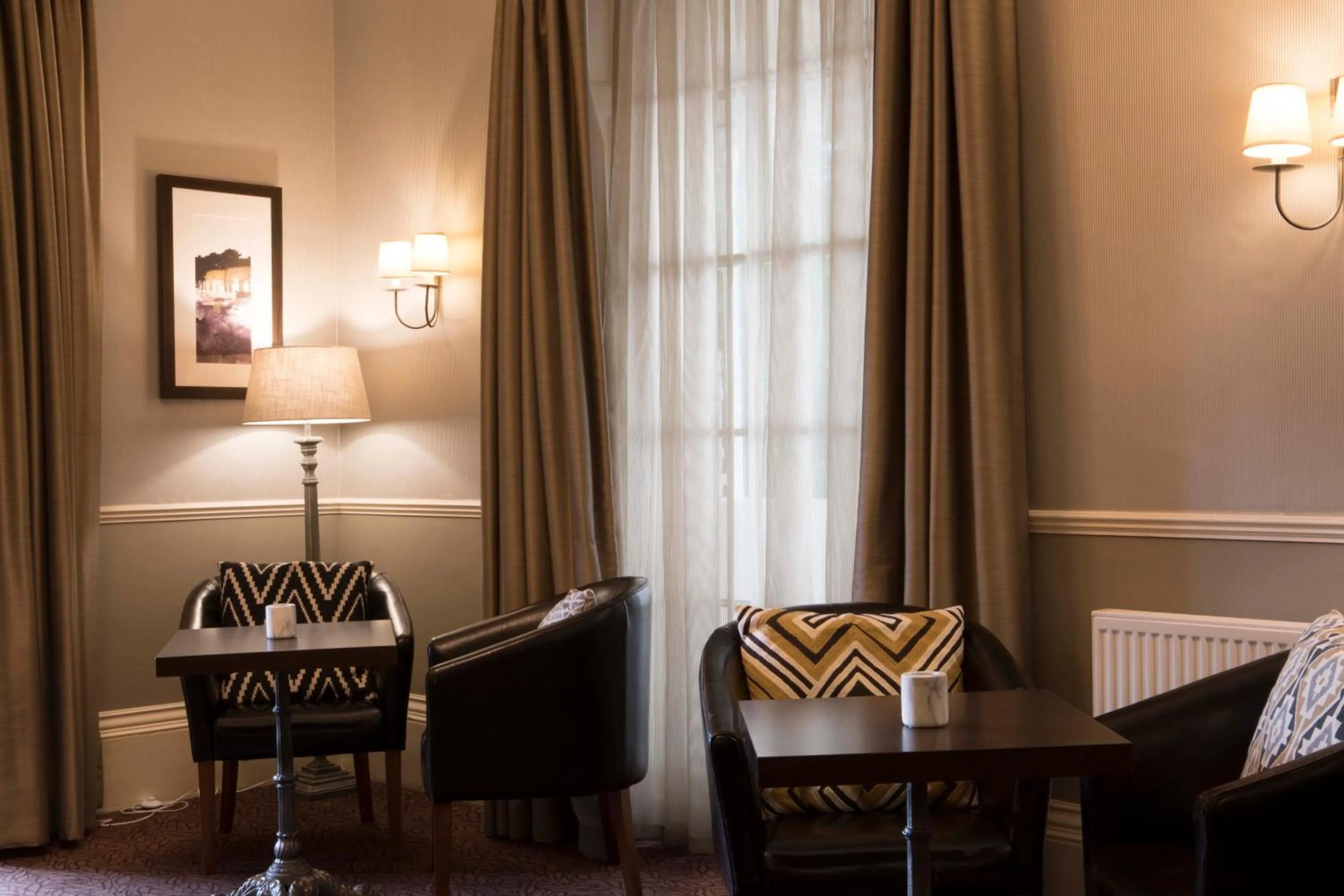 Lounge or bar in Forest Lodge Hotel