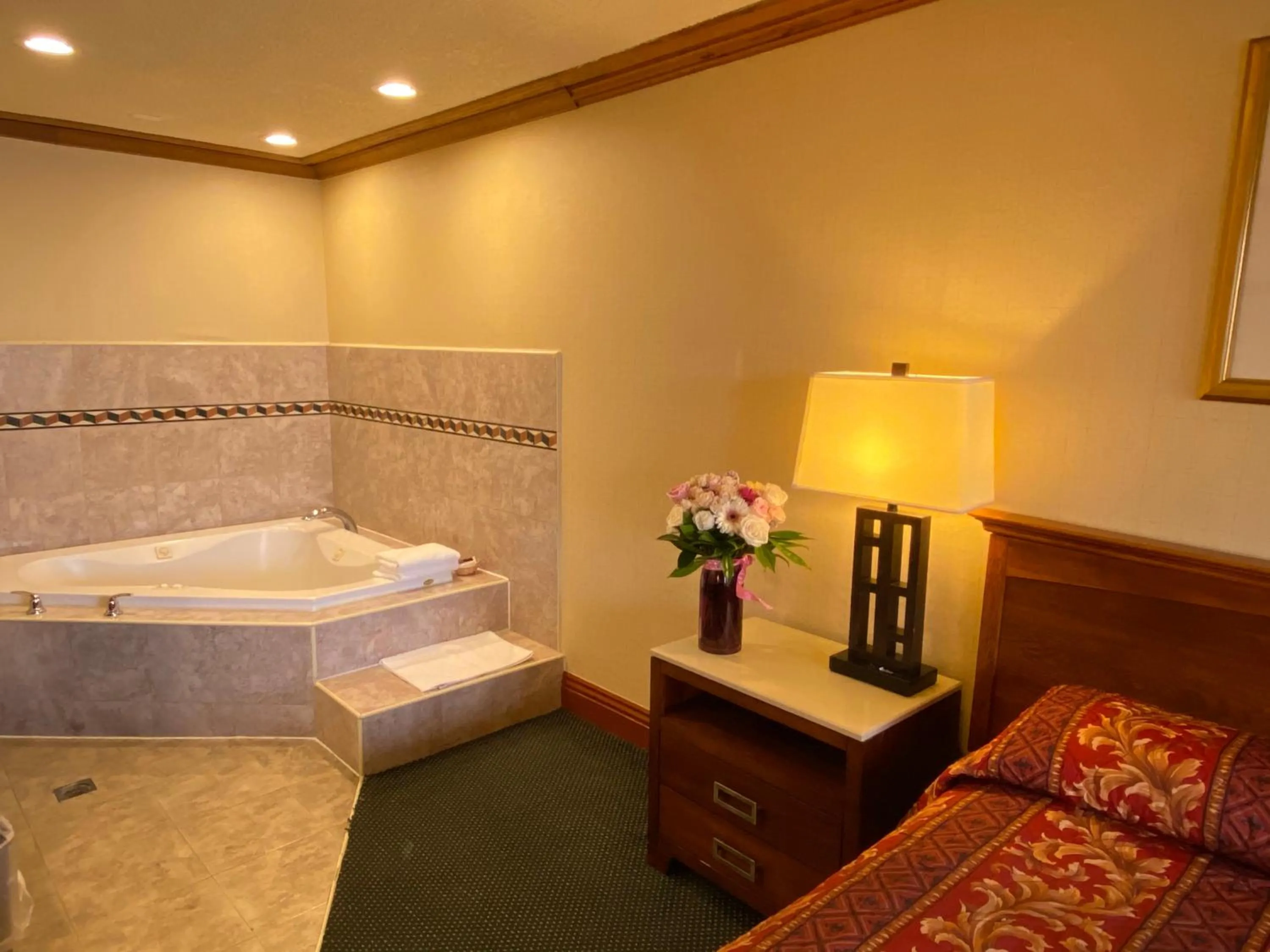 Decorative detail, Bed in New Century Inn