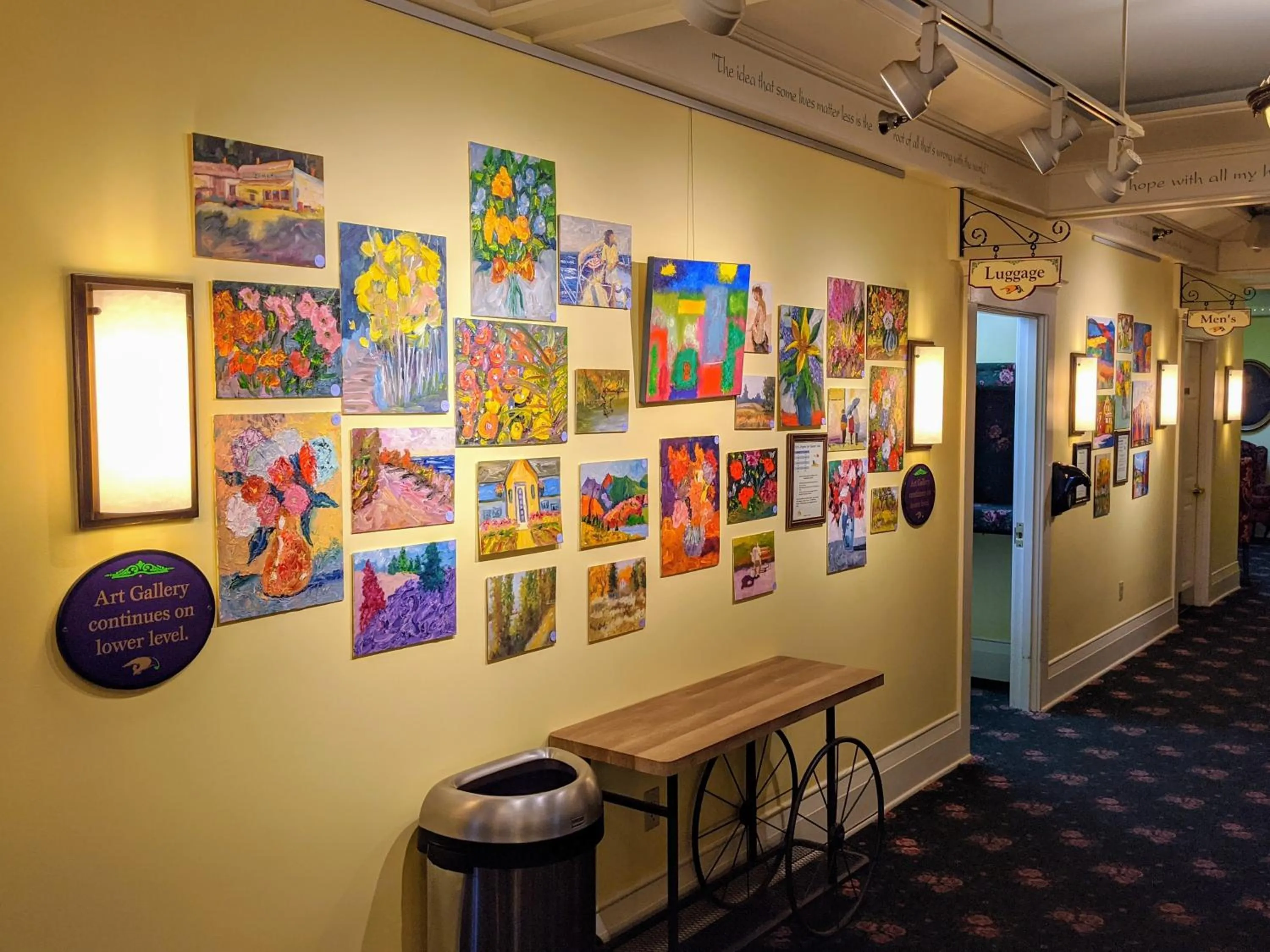 Lobby or reception in Murray Hotel