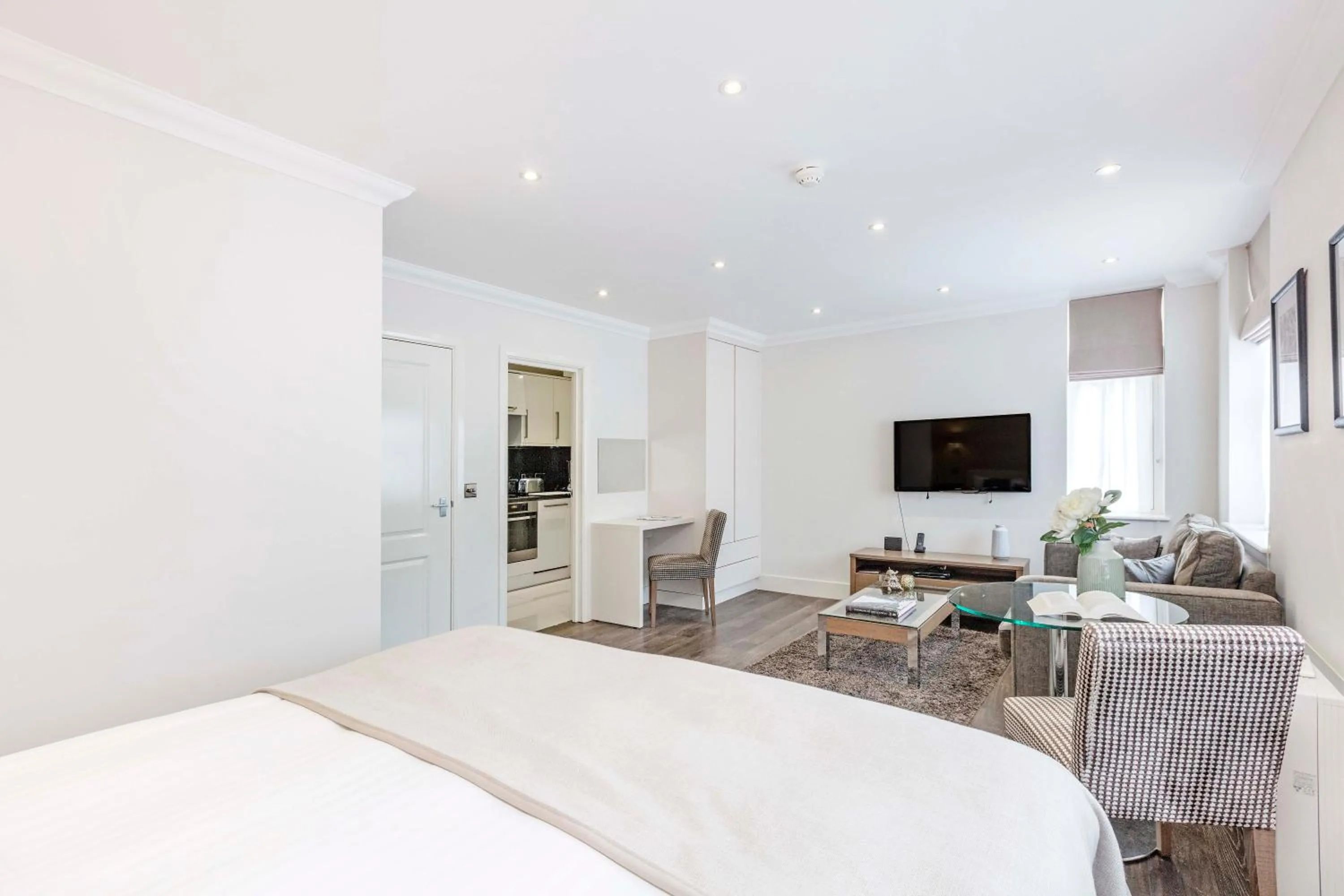 Bedroom in Ashburn Court Apartments