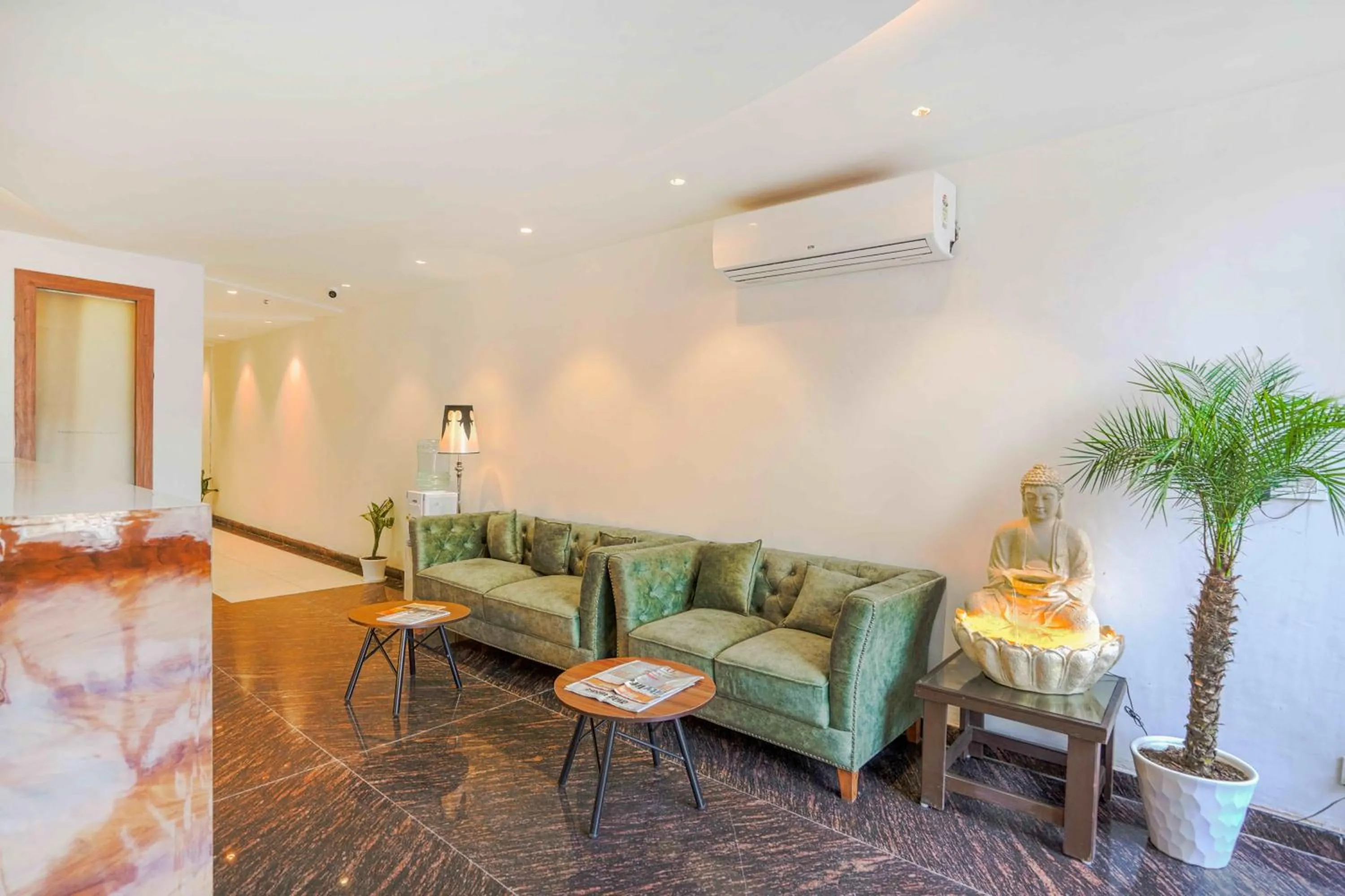 Seating area in Hotel Paras Chandigarh Zirakpur