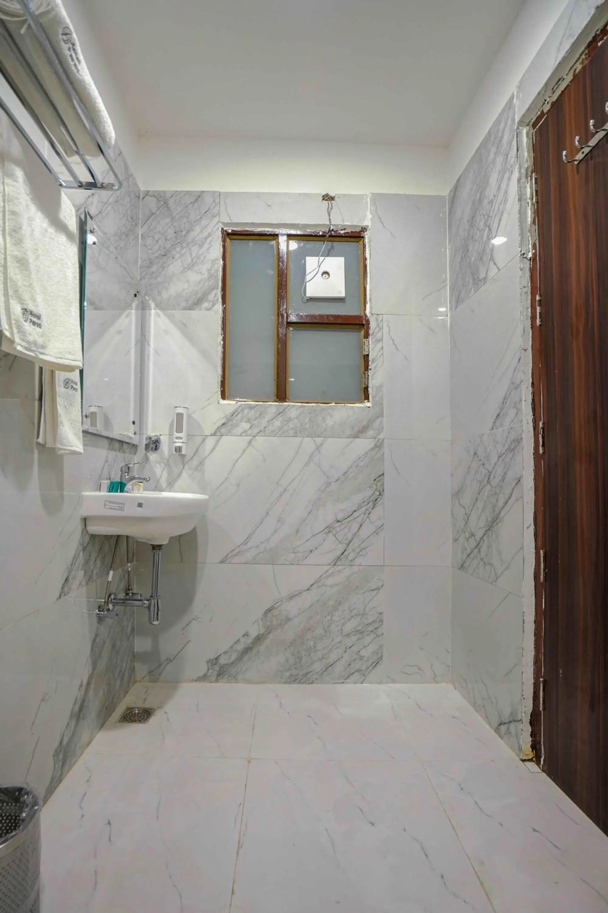 Bathroom in Hotel Paras Chandigarh Zirakpur