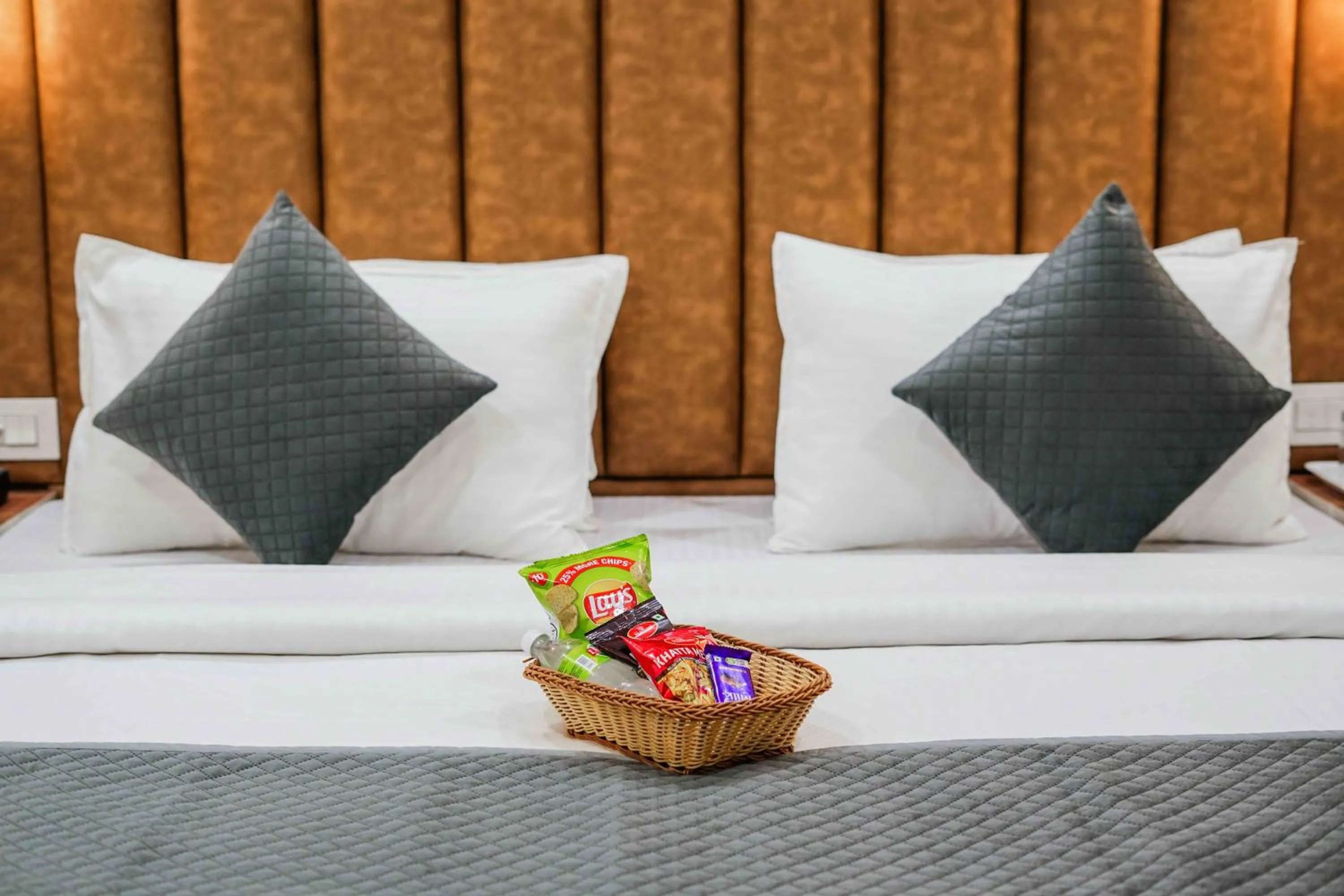 Food and drinks in Hotel Paras Chandigarh Zirakpur