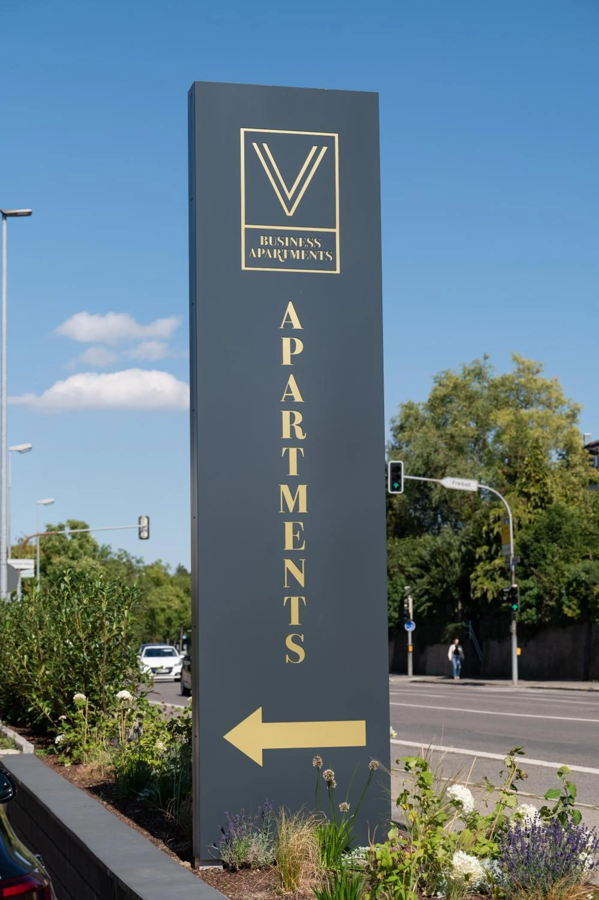 Property logo or sign in V Business Apartments Böblingen