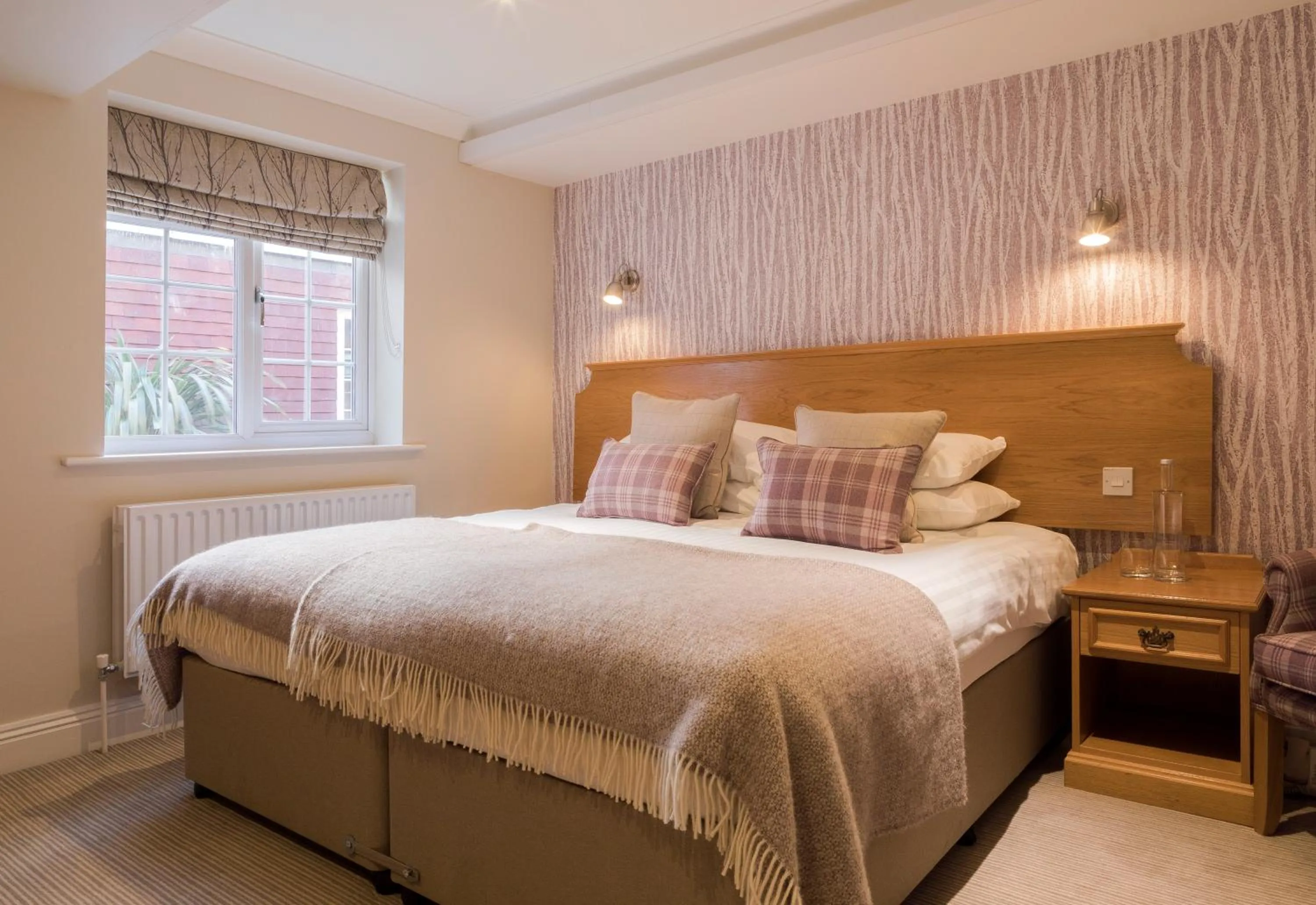 Bedroom, Bed in Beaulieu Hotel