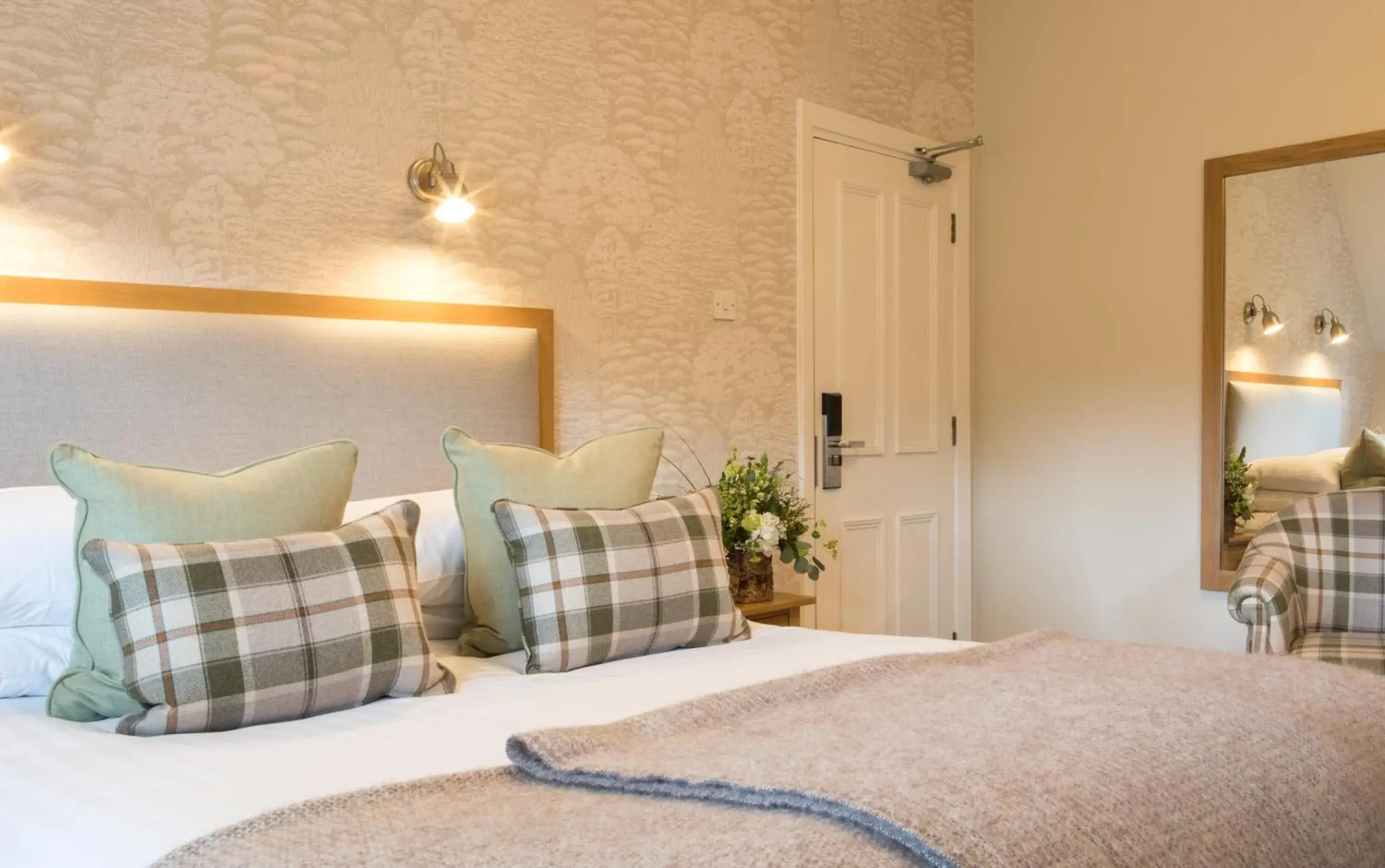 Classic Double or Twin Room - single occupancy in Beaulieu Hotel Classic Double or Twin Room - single occupancy in Beaulieu Hotel