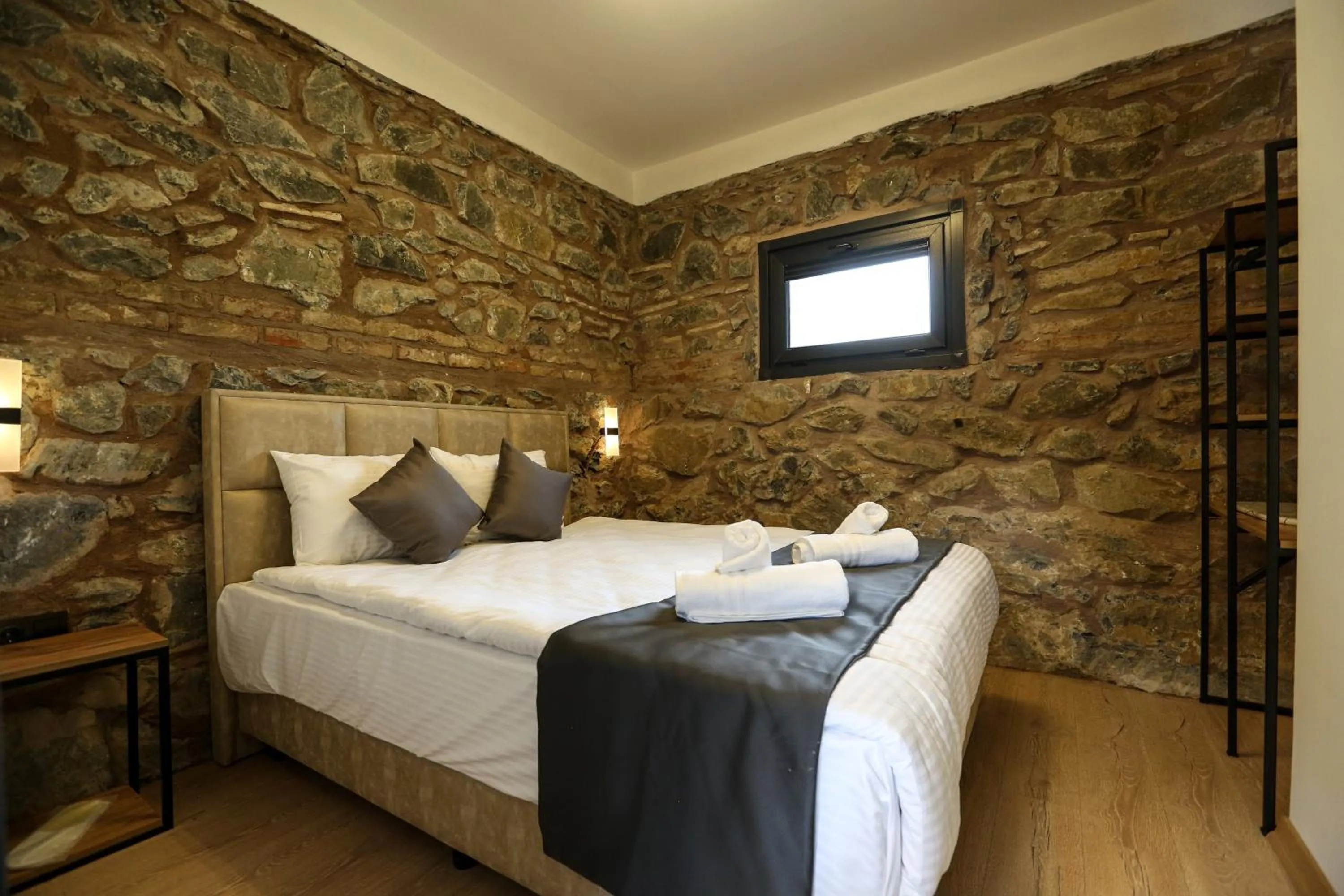 Bedroom, Bed in Mia Mia Suites