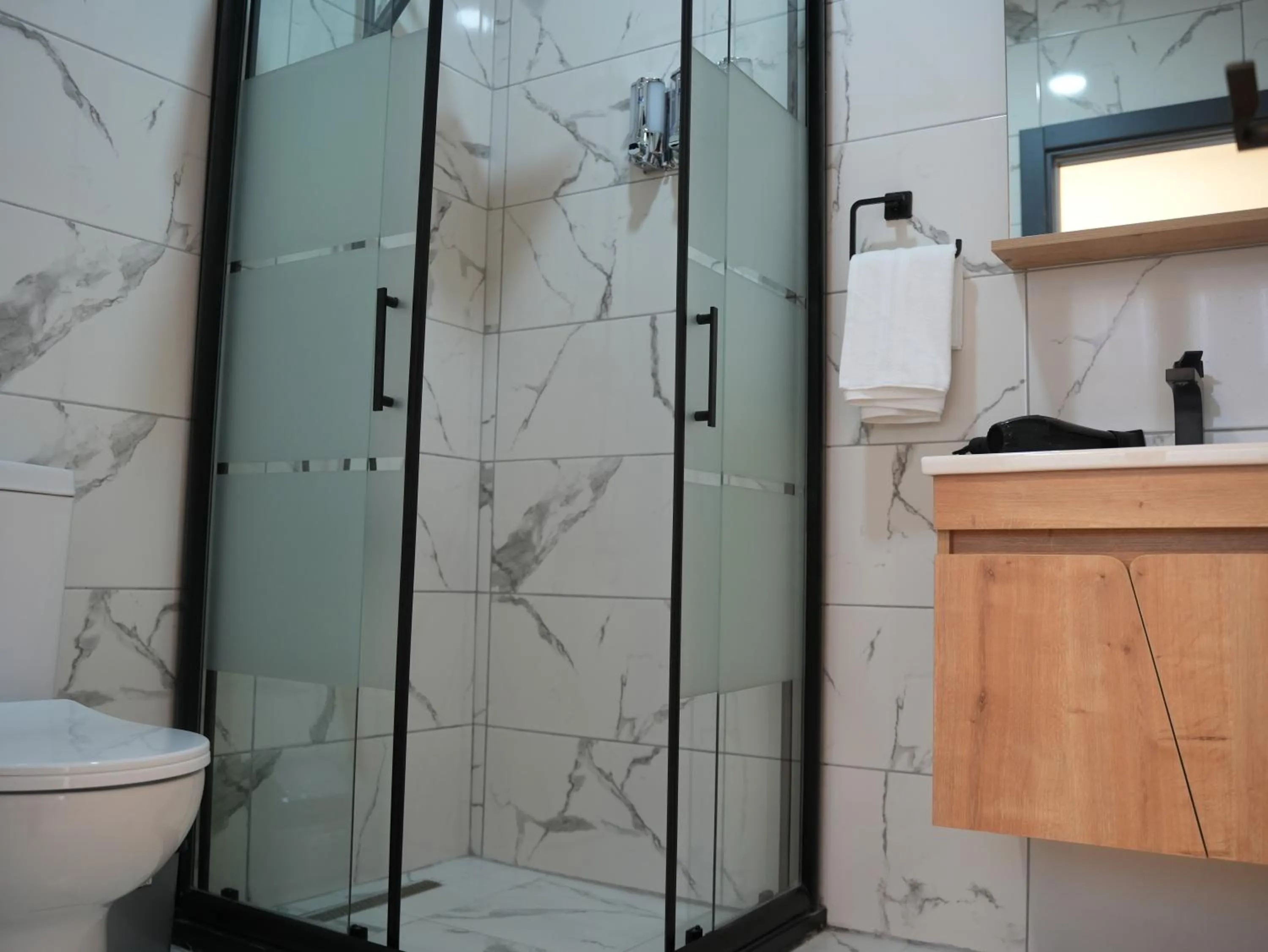 Shower in Mia Mia Suites