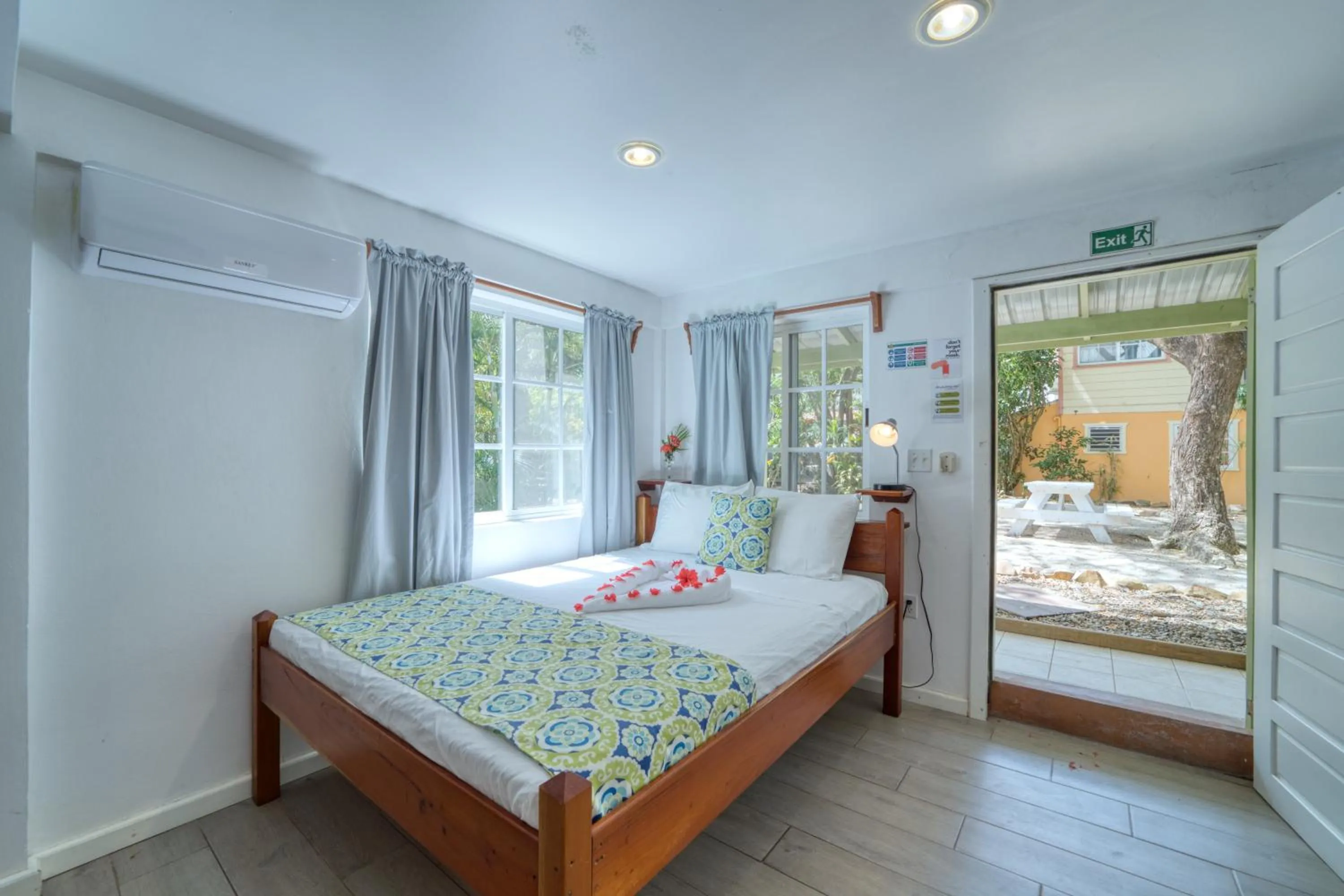 Bed in Placencia Villas